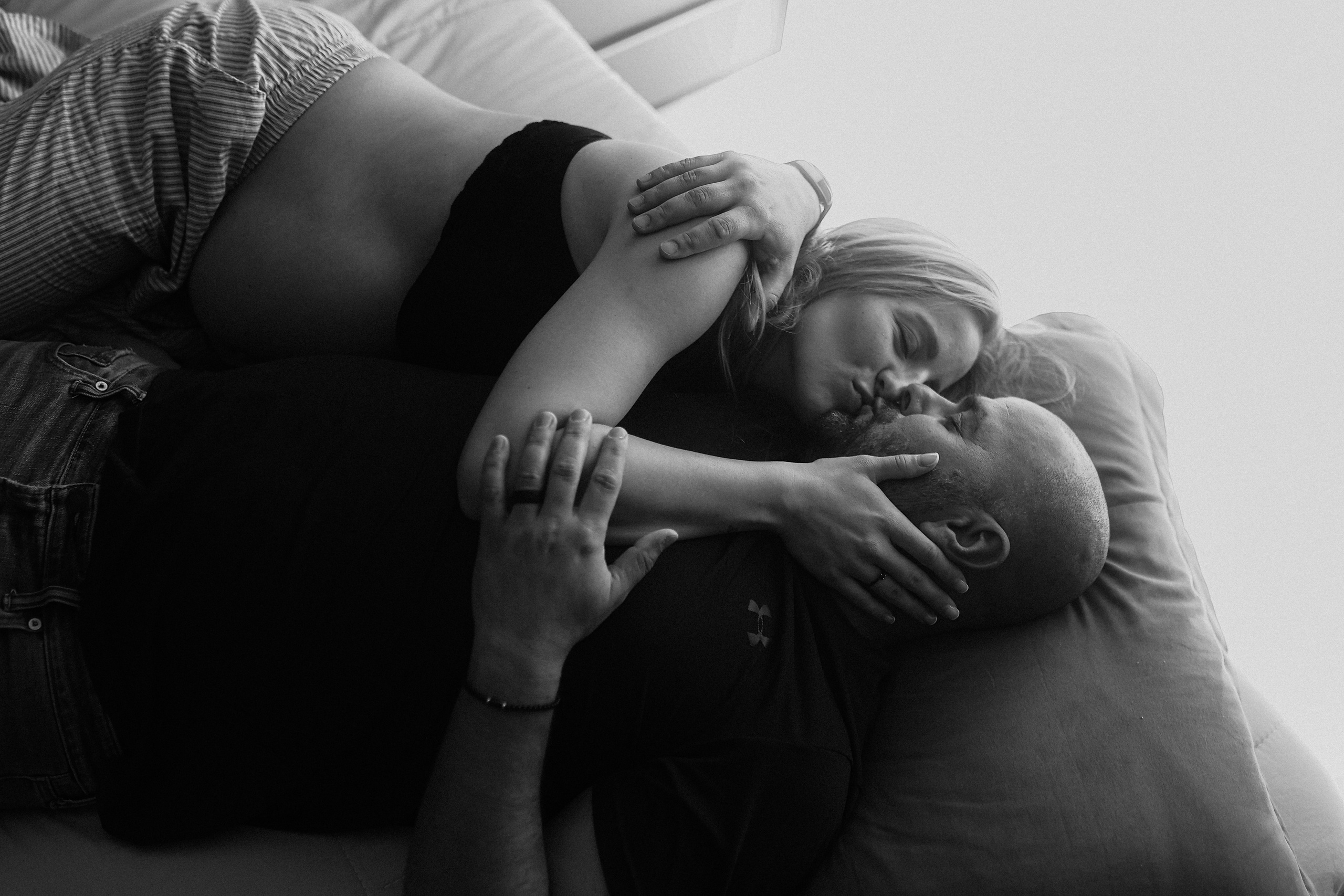 A espera da Iris parte 2. Fotografa documental de familia e nascimento em Florianópolis SC Daria Ermolaev