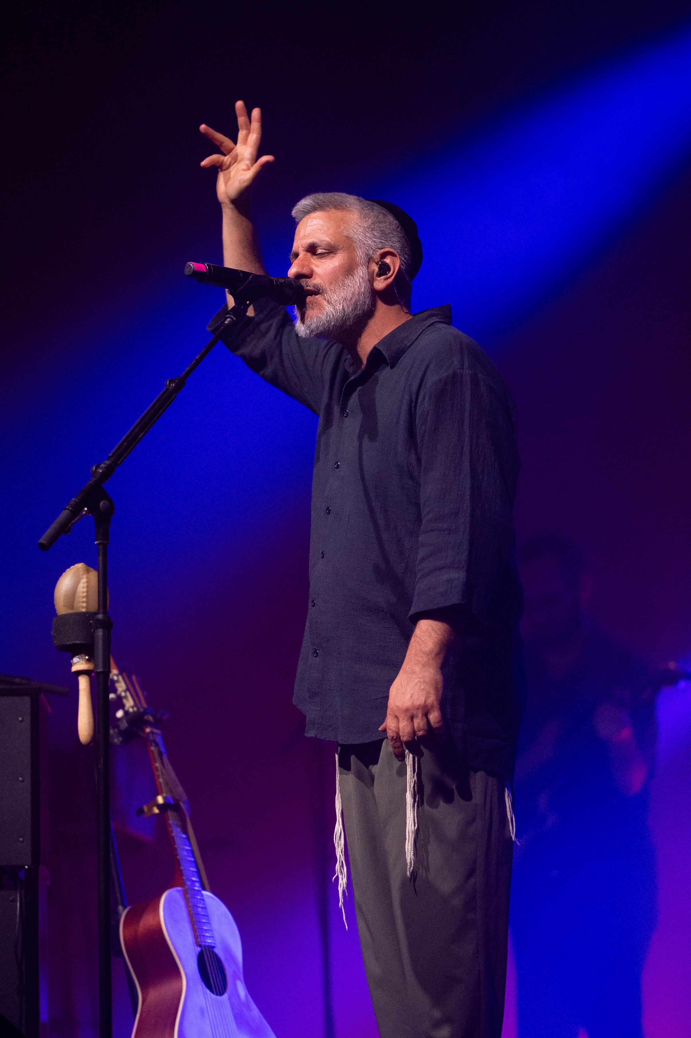 Shows. Noam Paradise Photographer