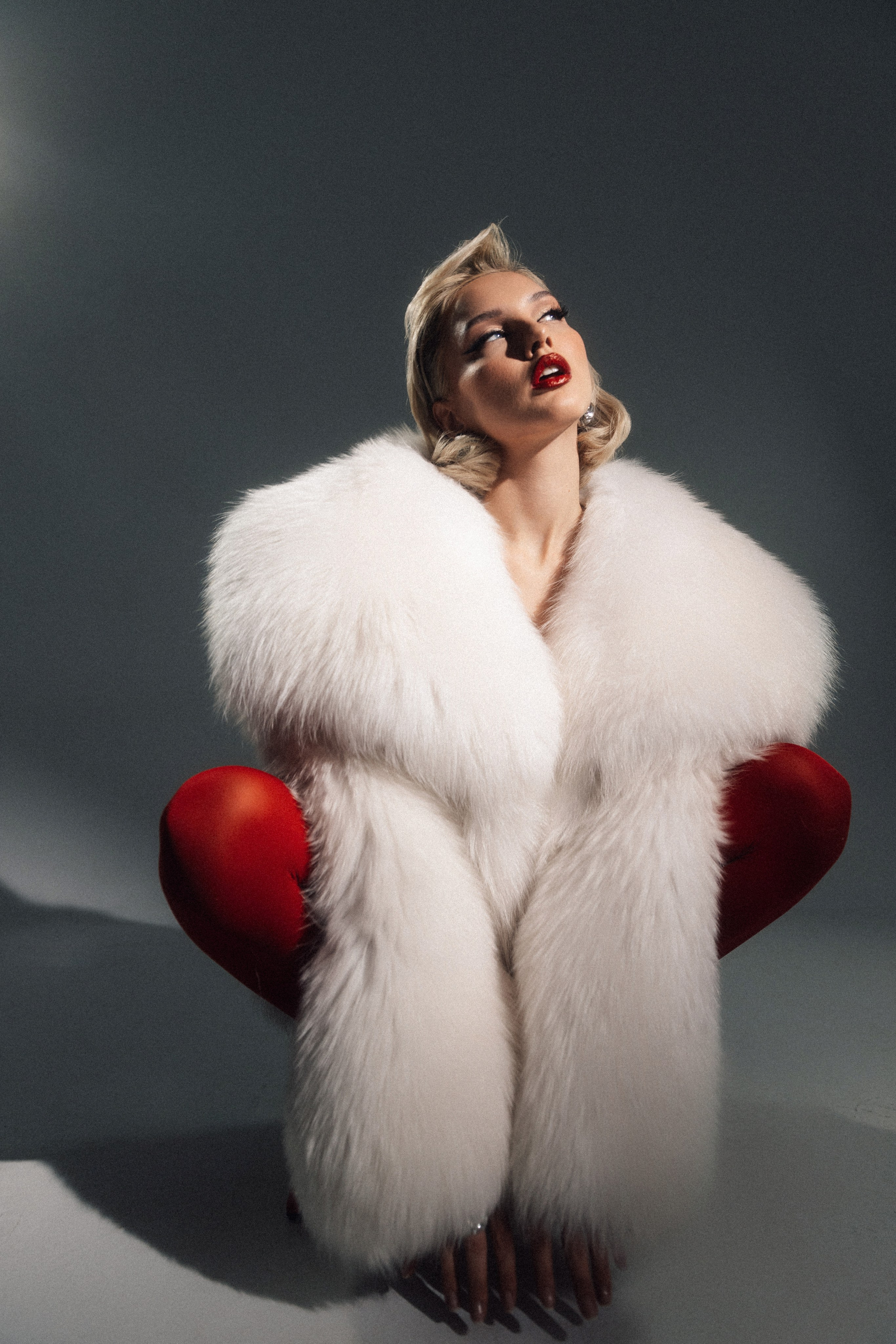 STUDIO. Photographer Marion Key