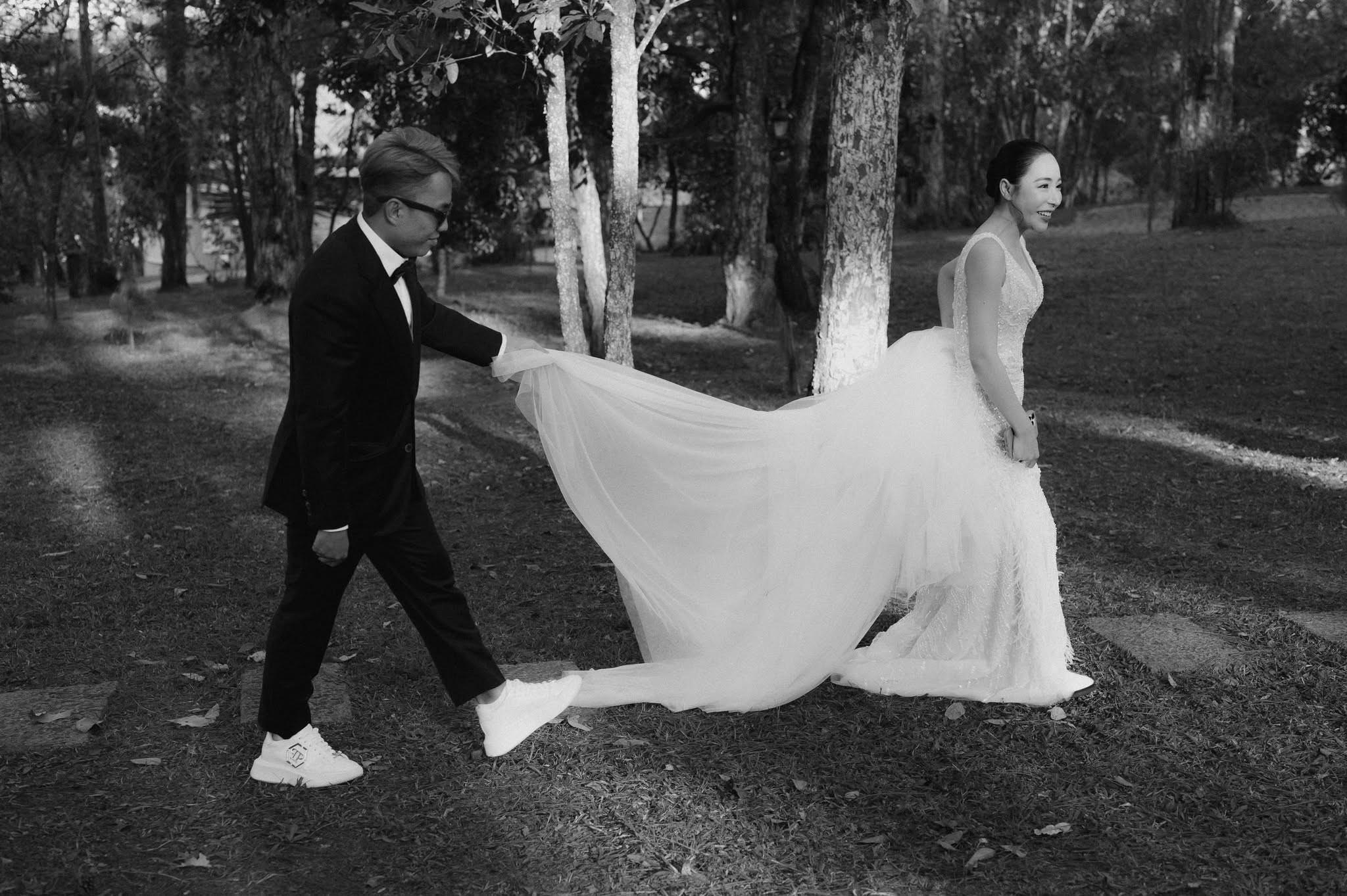 𝐃𝐄𝐍𝐍𝐈𝐒 ⓐⓝⓓ 𝐓𝐈𝐍𝐘/Destination Wedding. Nhiếp ảnh gia đám cưới hàng đầu tại Thành Phố Hồ Chí Minh