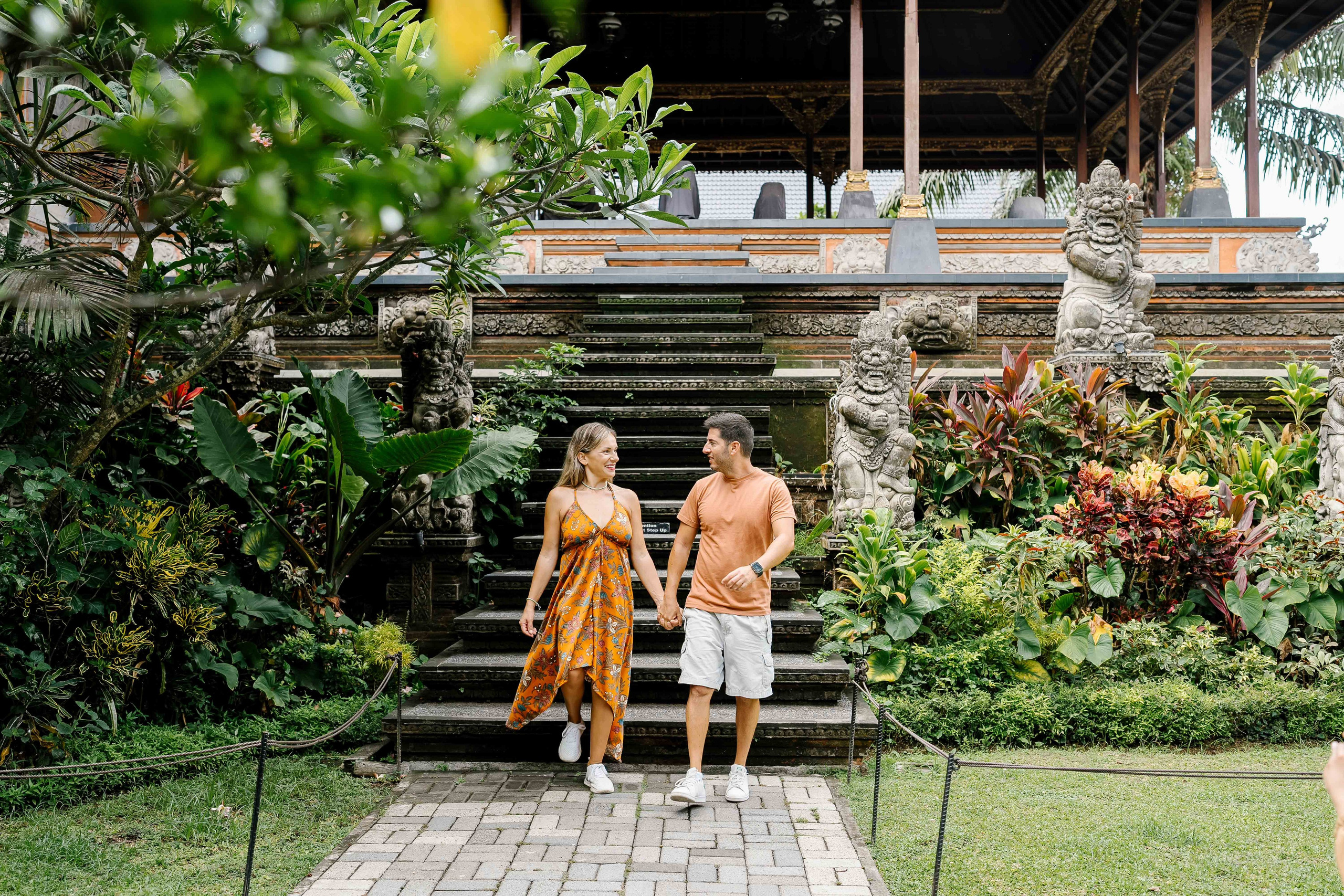 Honeymoon Photoshoot in bali. Female Photographer in Bali