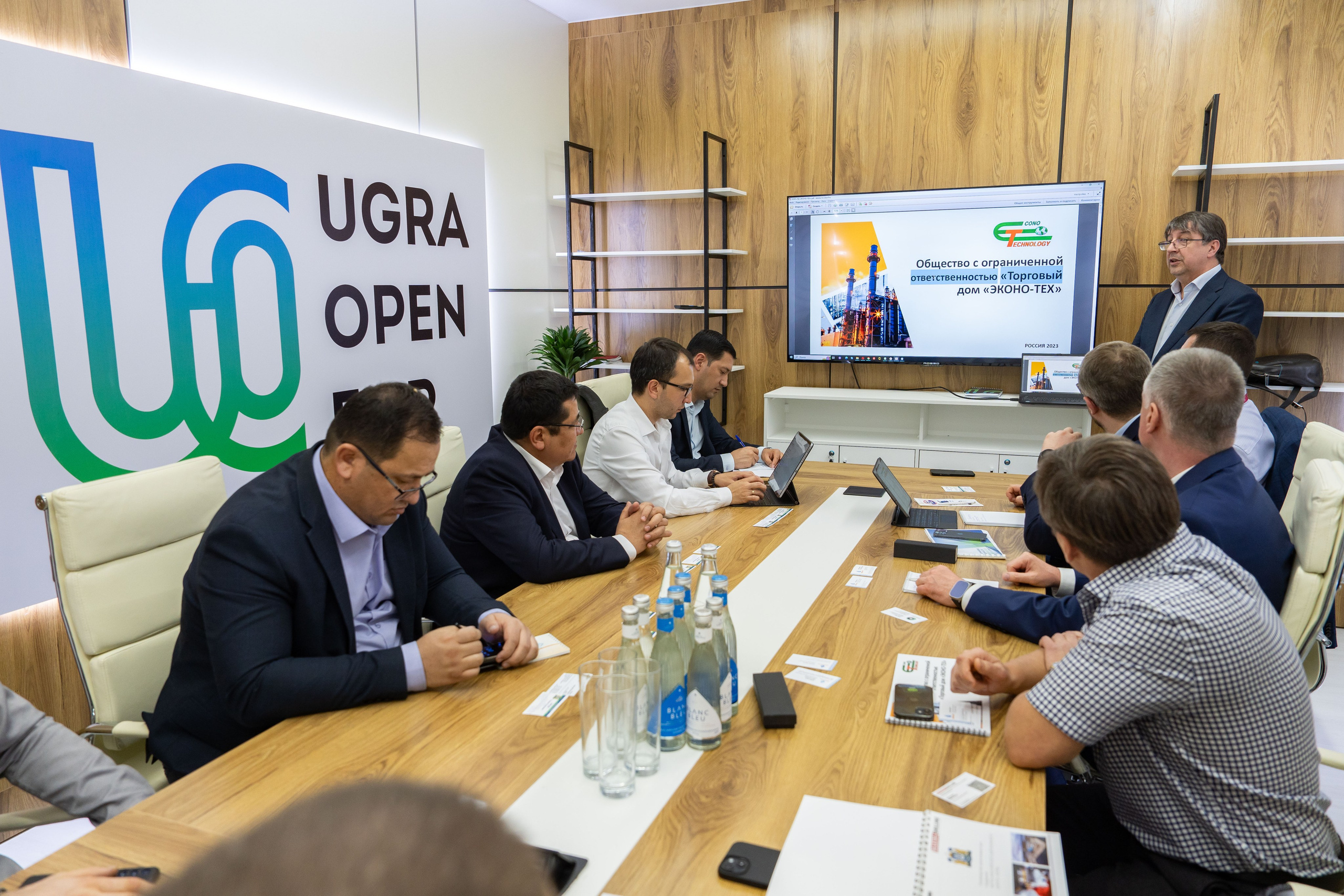 Международная промышленная выставка «ИННОПРОМ. Центральная Азия 2024». Георгий Намазов | Фотограф в Ташкенте