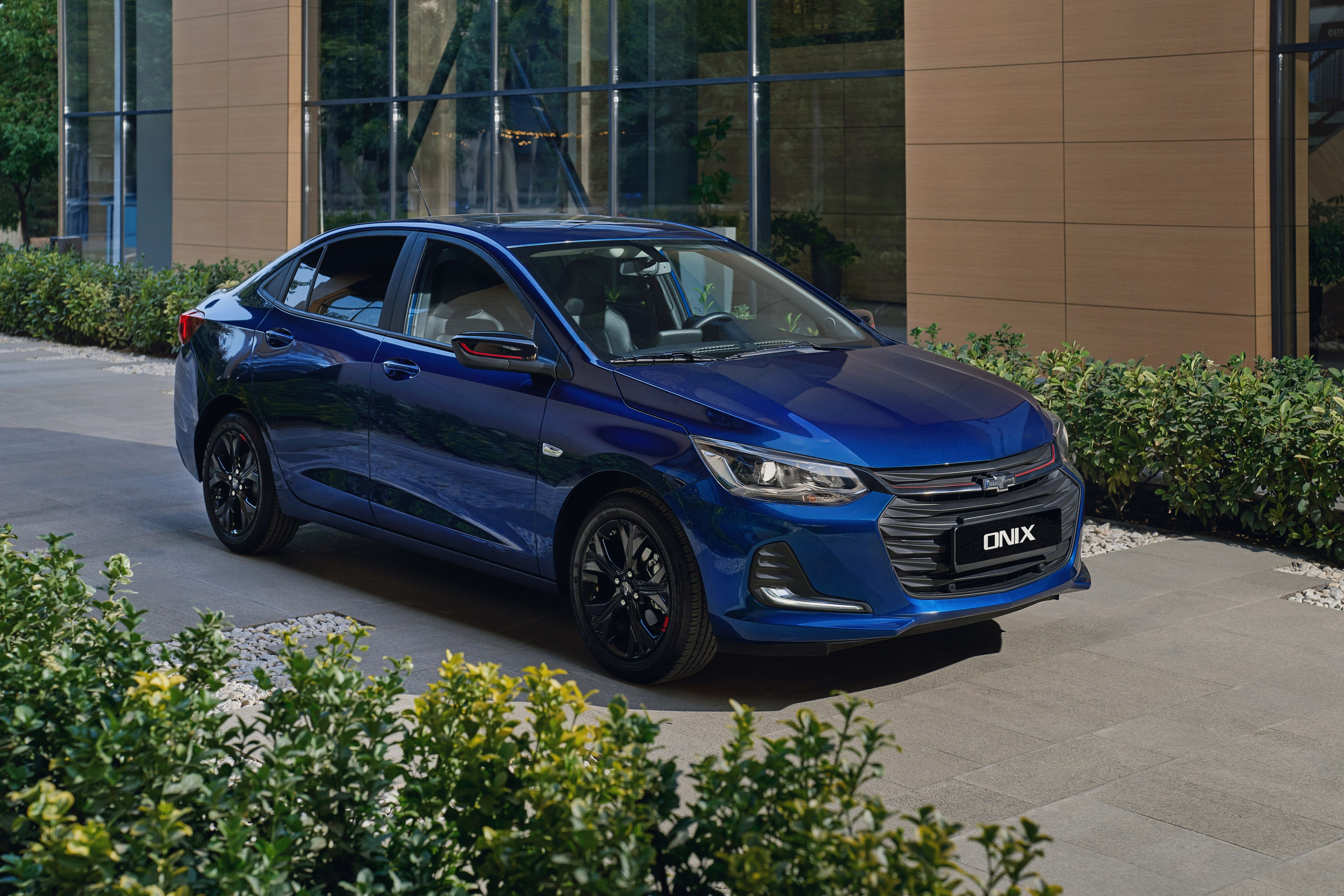 Car photographer in Tashkent. Photographer in Tashkent Pavel Nasennikov