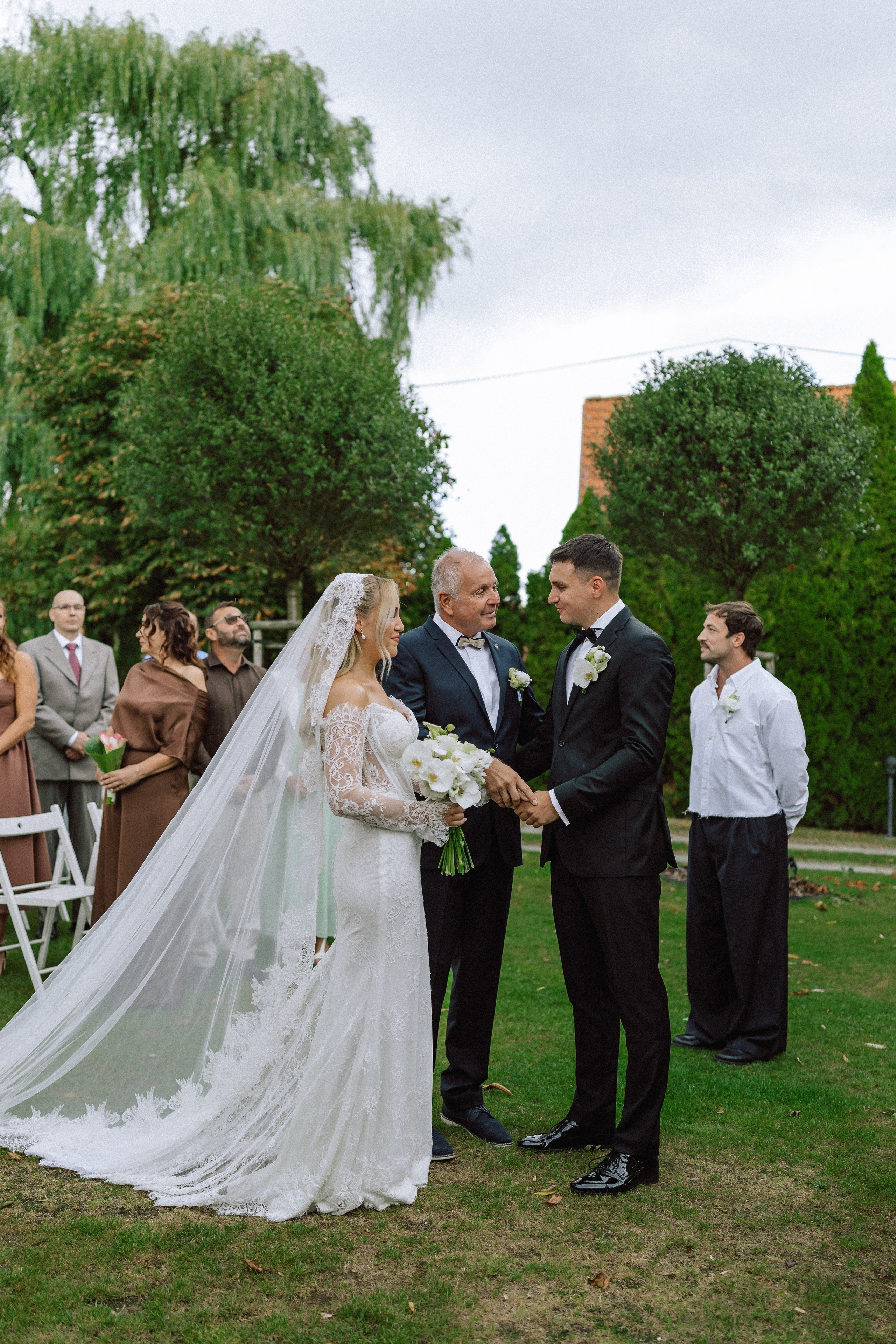 Wedding at Fara Brixi. Wedding and family photographer