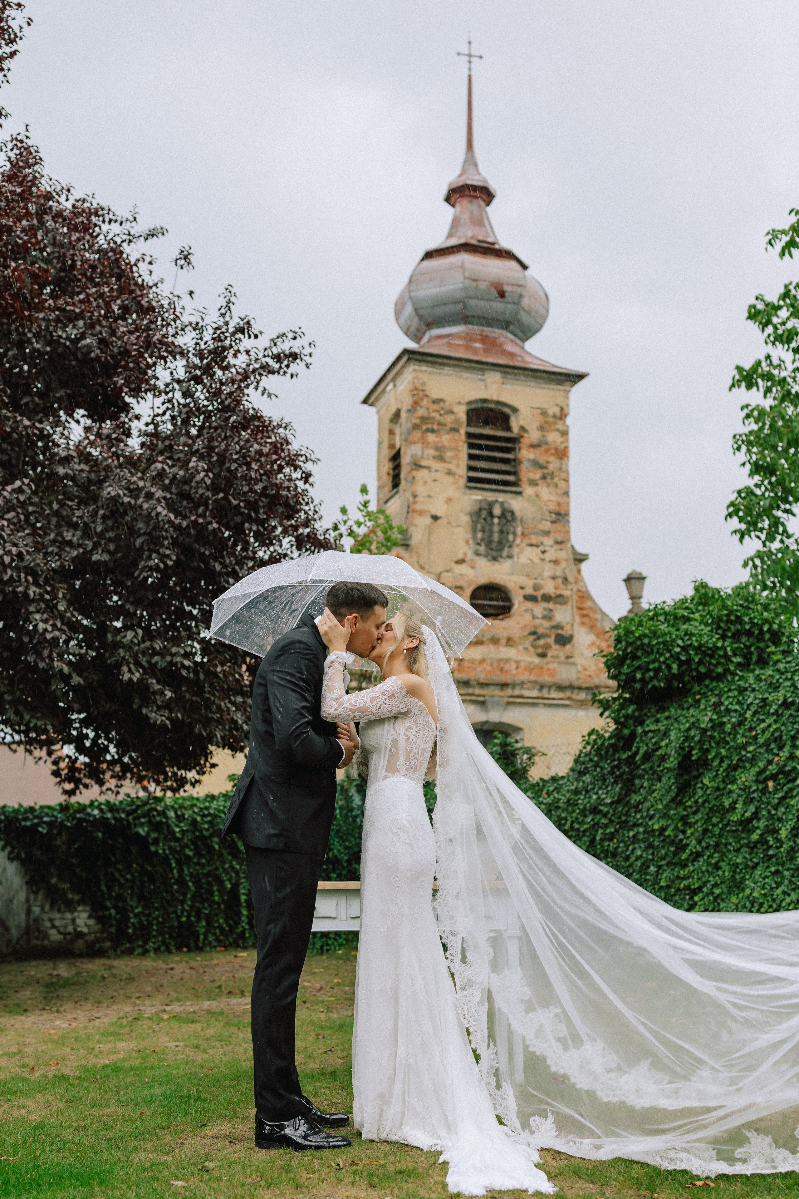 Wedding at Fara Brixi. Wedding and family photographer