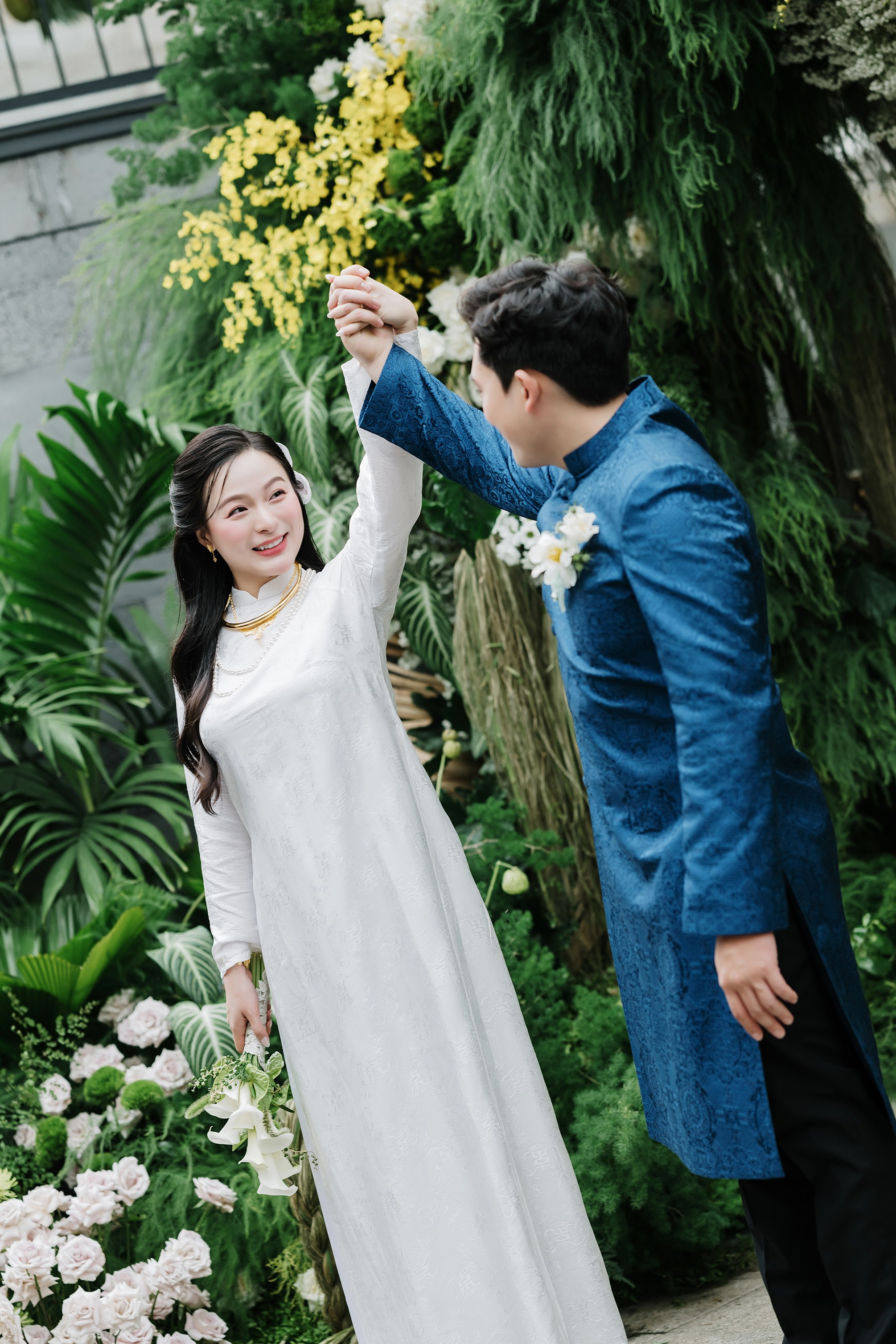 Engagement | NHI + LUAN & LINH + QUY. Saigon Wedding Present | Art Beyond Moments