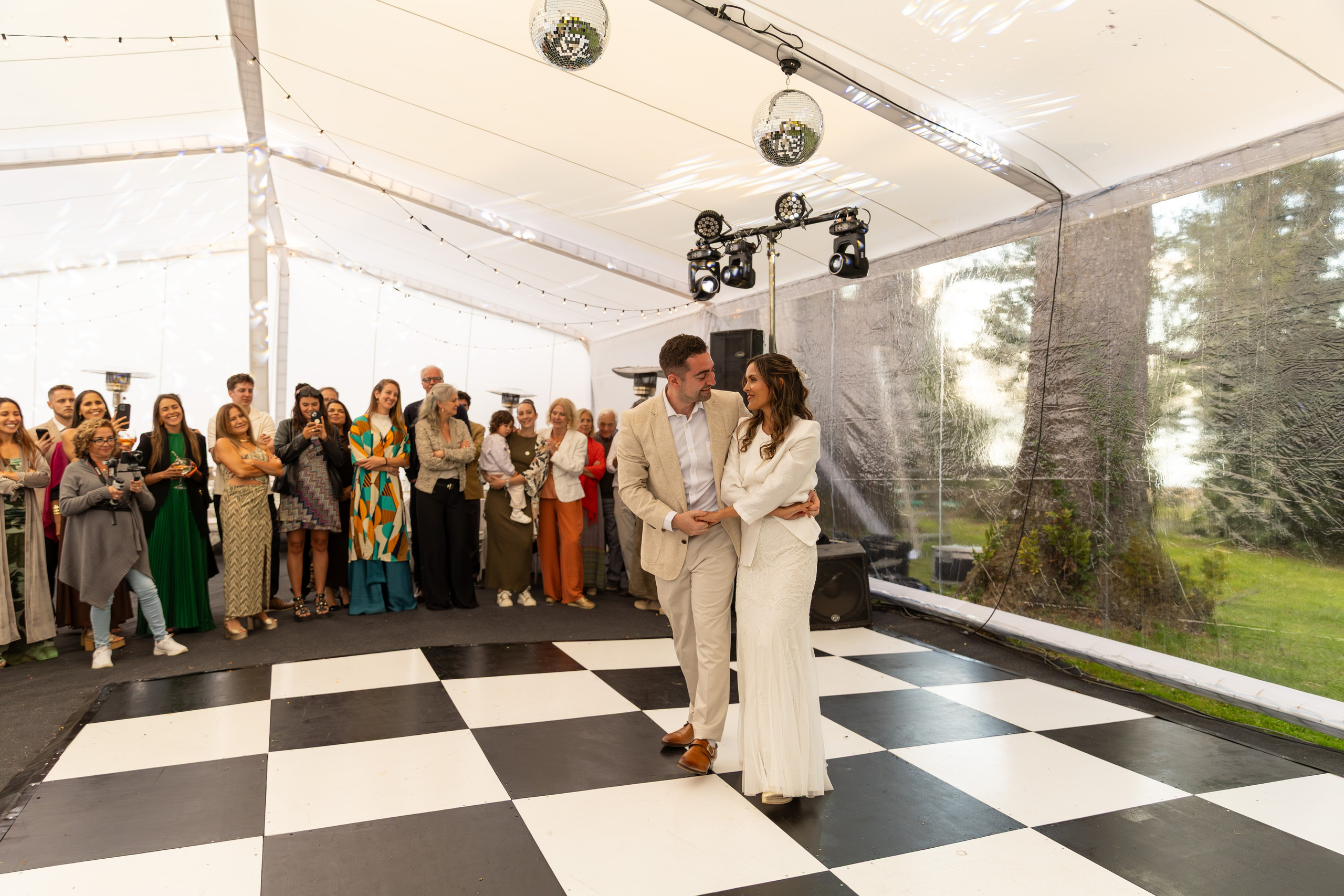 Javiera y Diego. Dinka & Emilio - El arte de preservar lo que no se repite