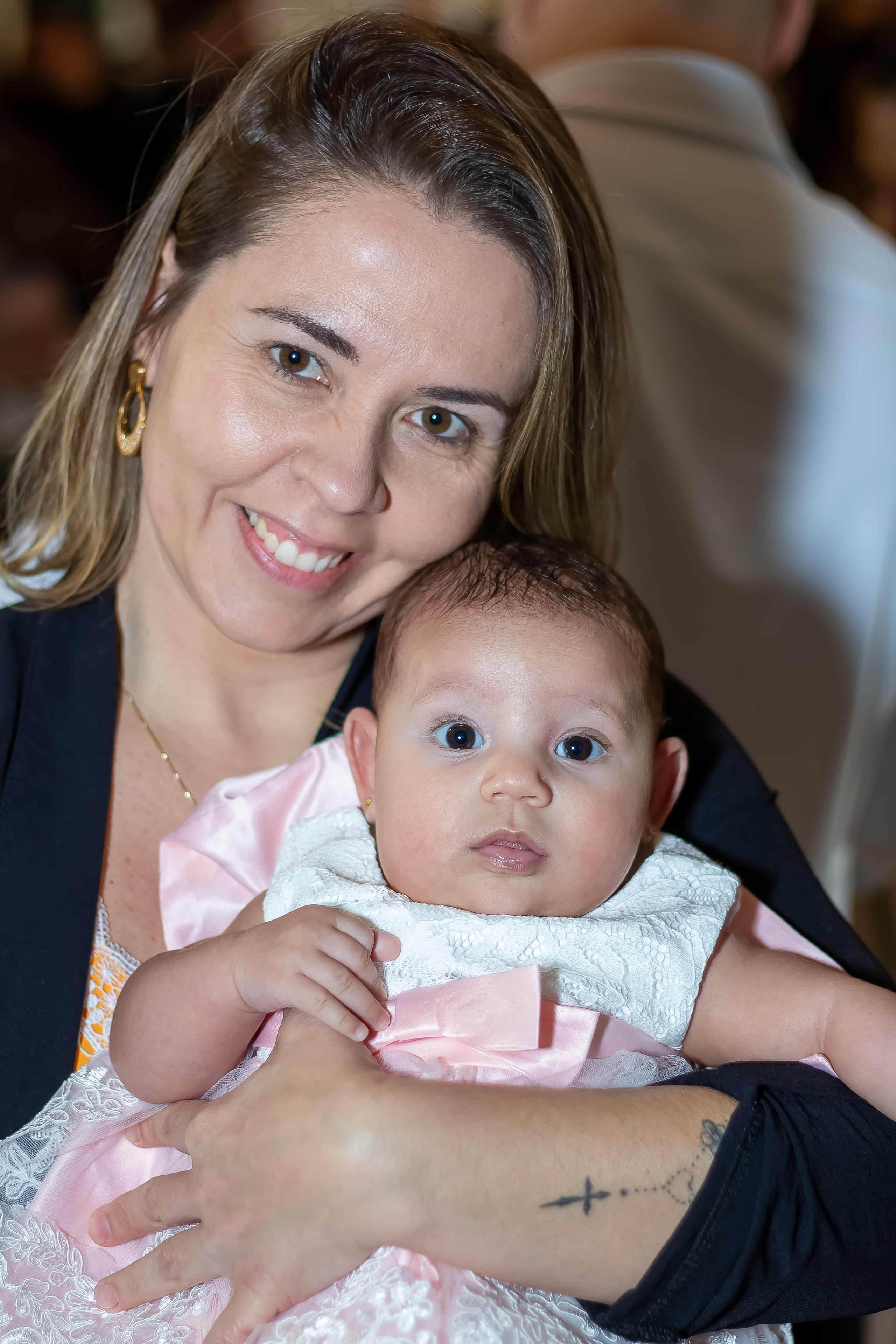 Retrato Batizado — Sophia. Fotógrafo de moda, retrato, eventos e conteúdo digital em Aveiro Portugal Peterson Vieira