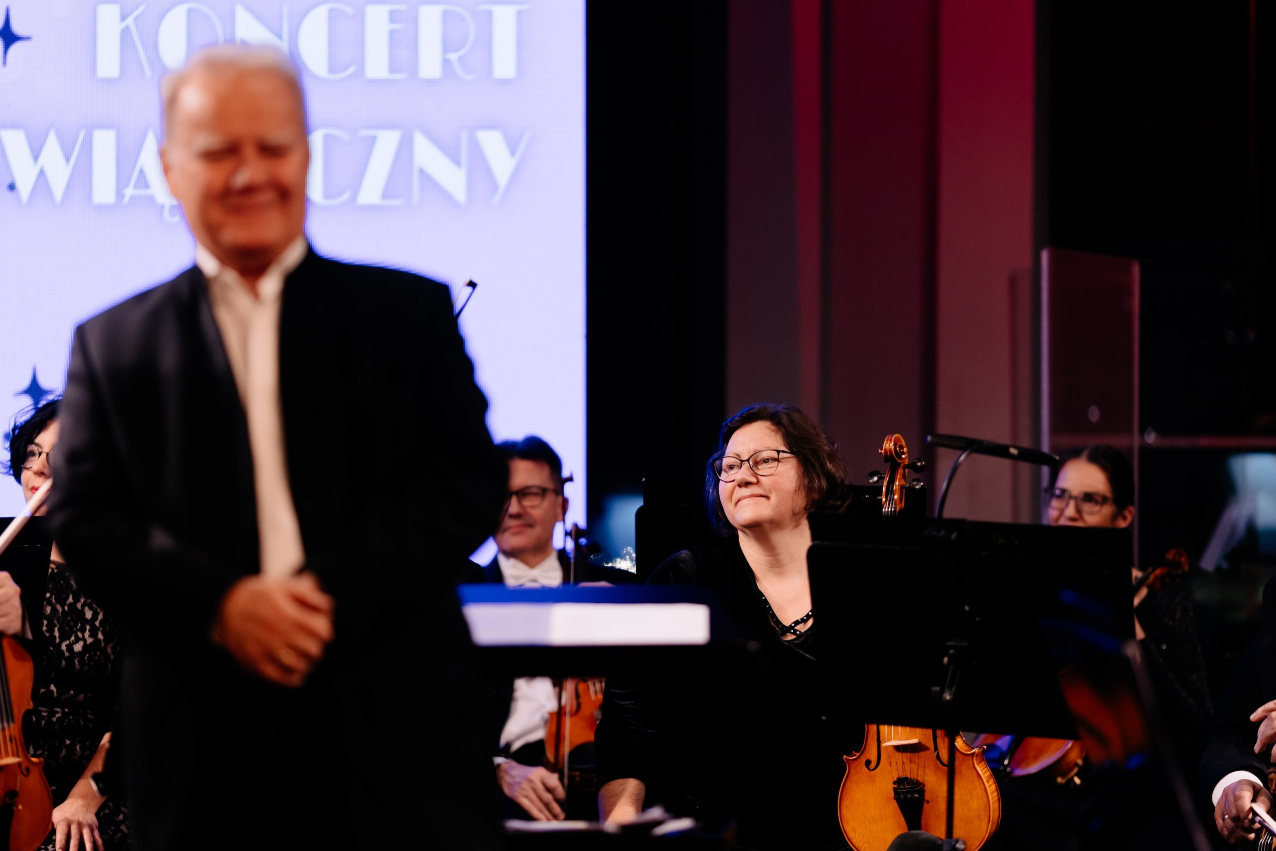 Opera Leśna. Fotograf Ślubny Warszawa - Sesje Biznesowe Rodzinne Eventy