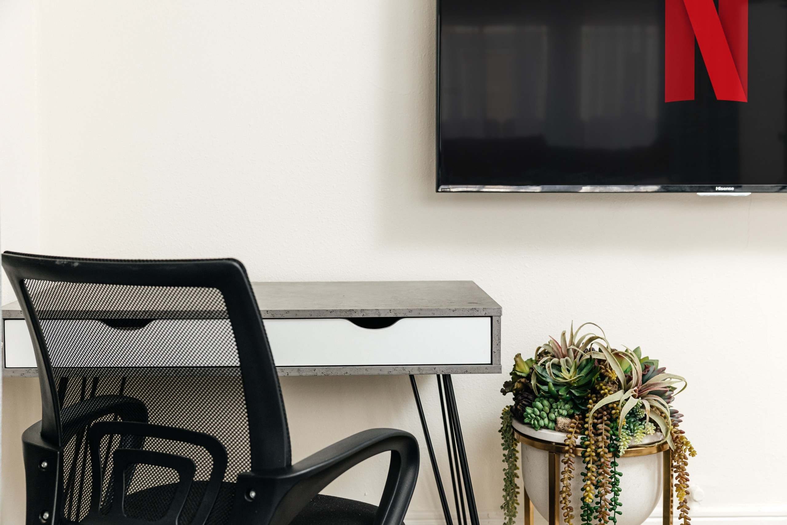 Abstracted House. Photographer Andrei White