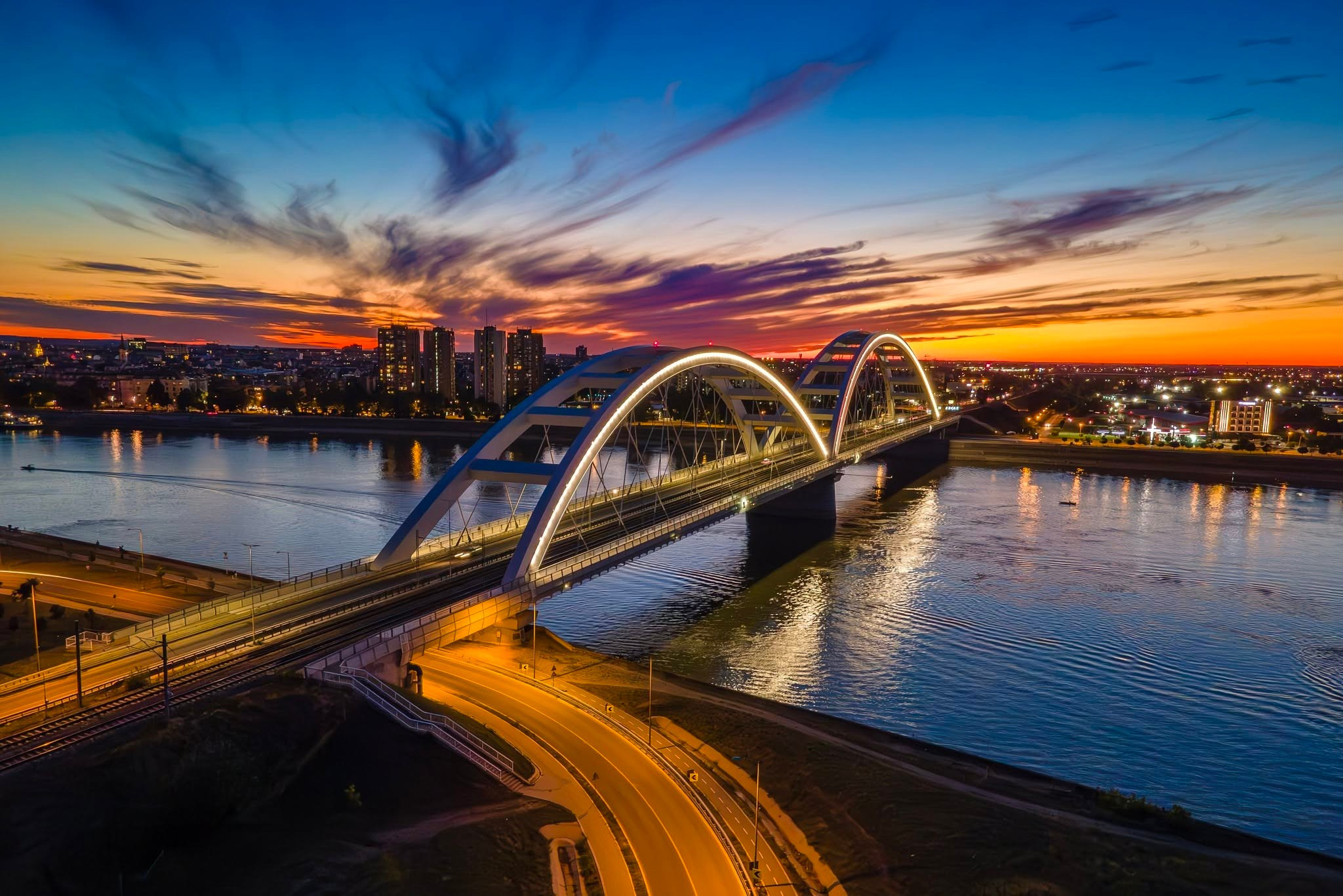 Novi Sad, tri prazna mesta pa svi ostali gradovi.❤️. Aleksandar Milutinović fotograf iz Srbije, Novog Sada