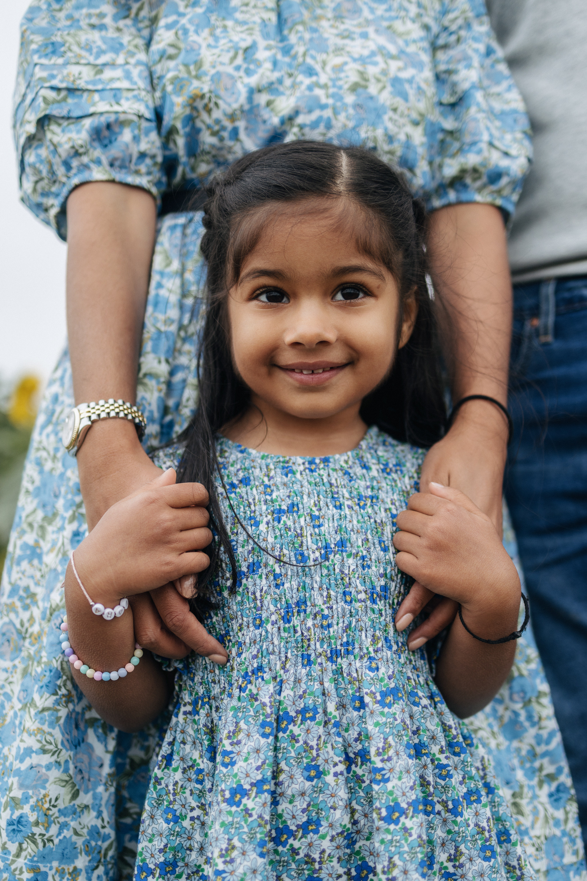 Vie’s family Sunflowers. Newborn and Family Photographer in Bromley, London, Liliya Potekhina