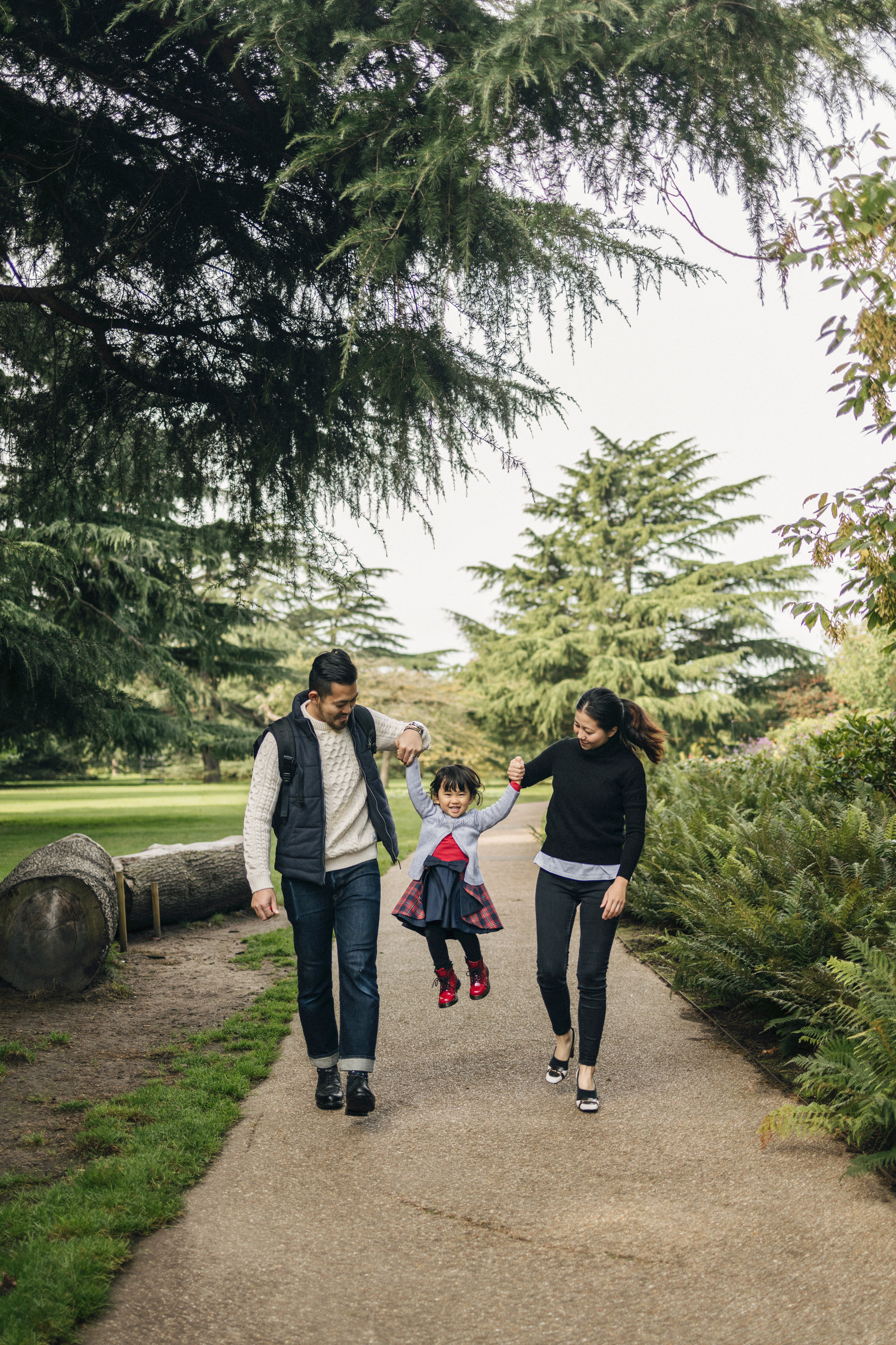 Mami’s family. Newborn and Family Photographer in Bromley, London, Liliya Potekhina