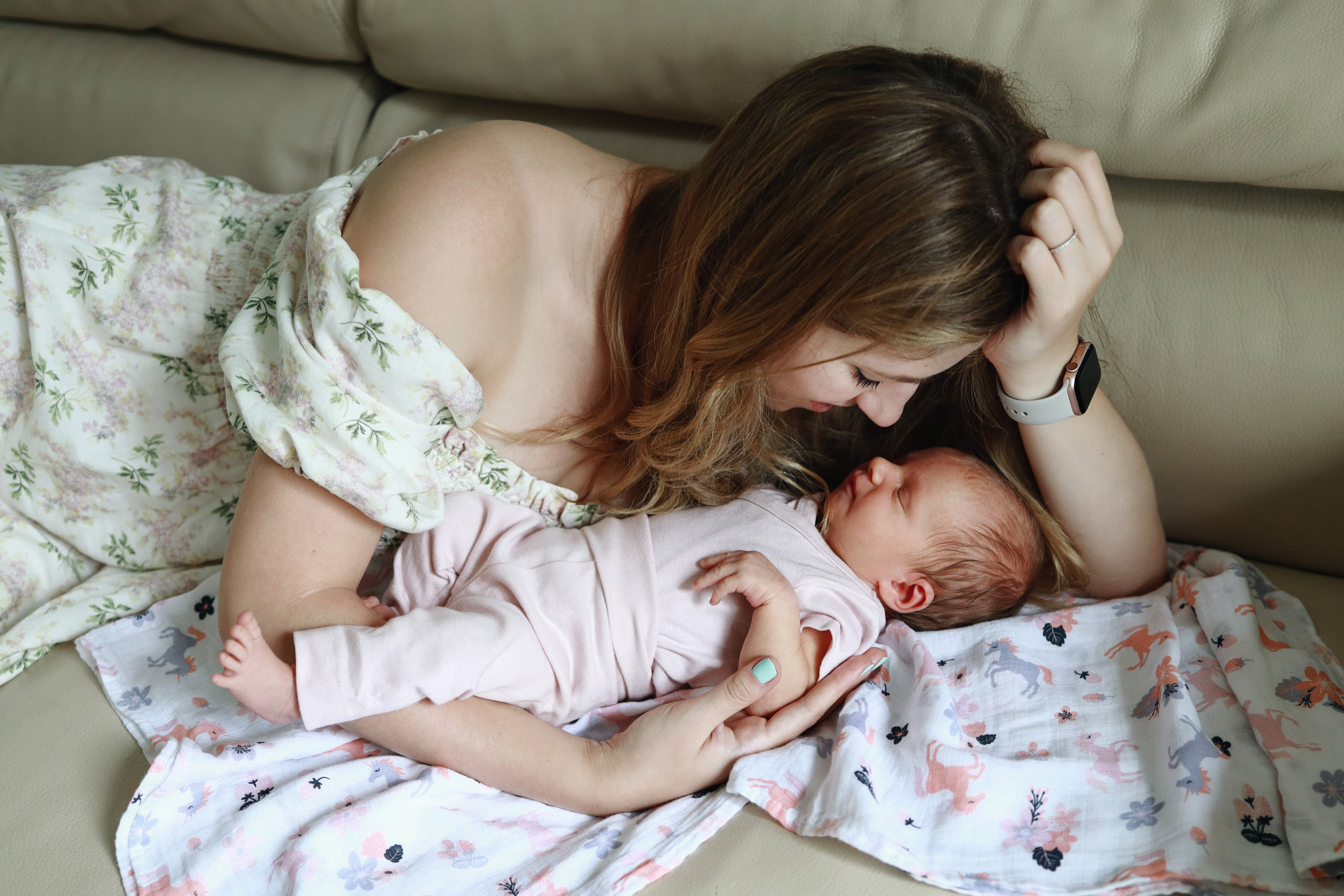Emily 2 weeks old. Newborn and Family Photographer in Bromley, London, Liliya Potekhina