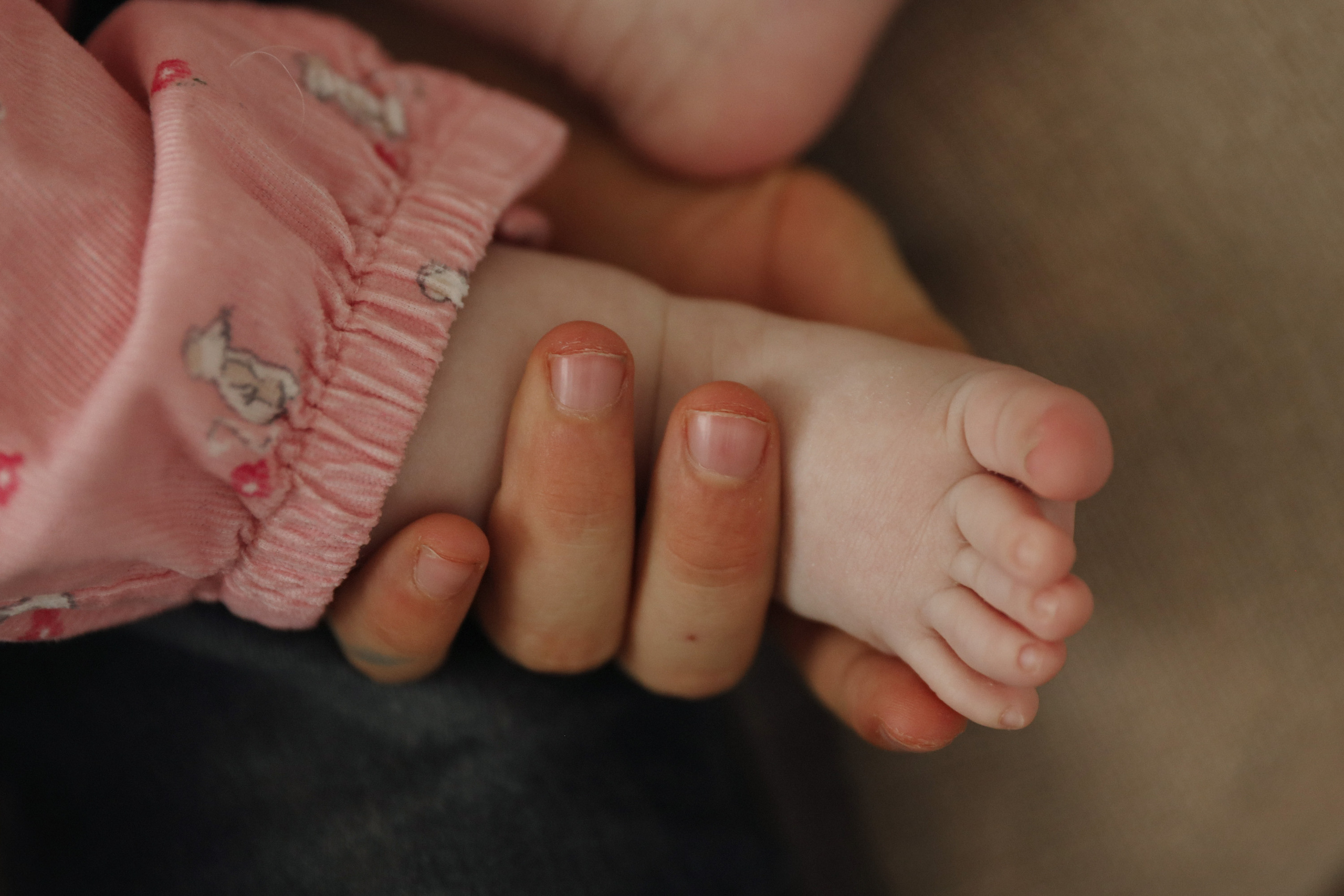 Olga&Roma’s family. Newborn and Family Photographer in Bromley, London, Liliya Potekhina