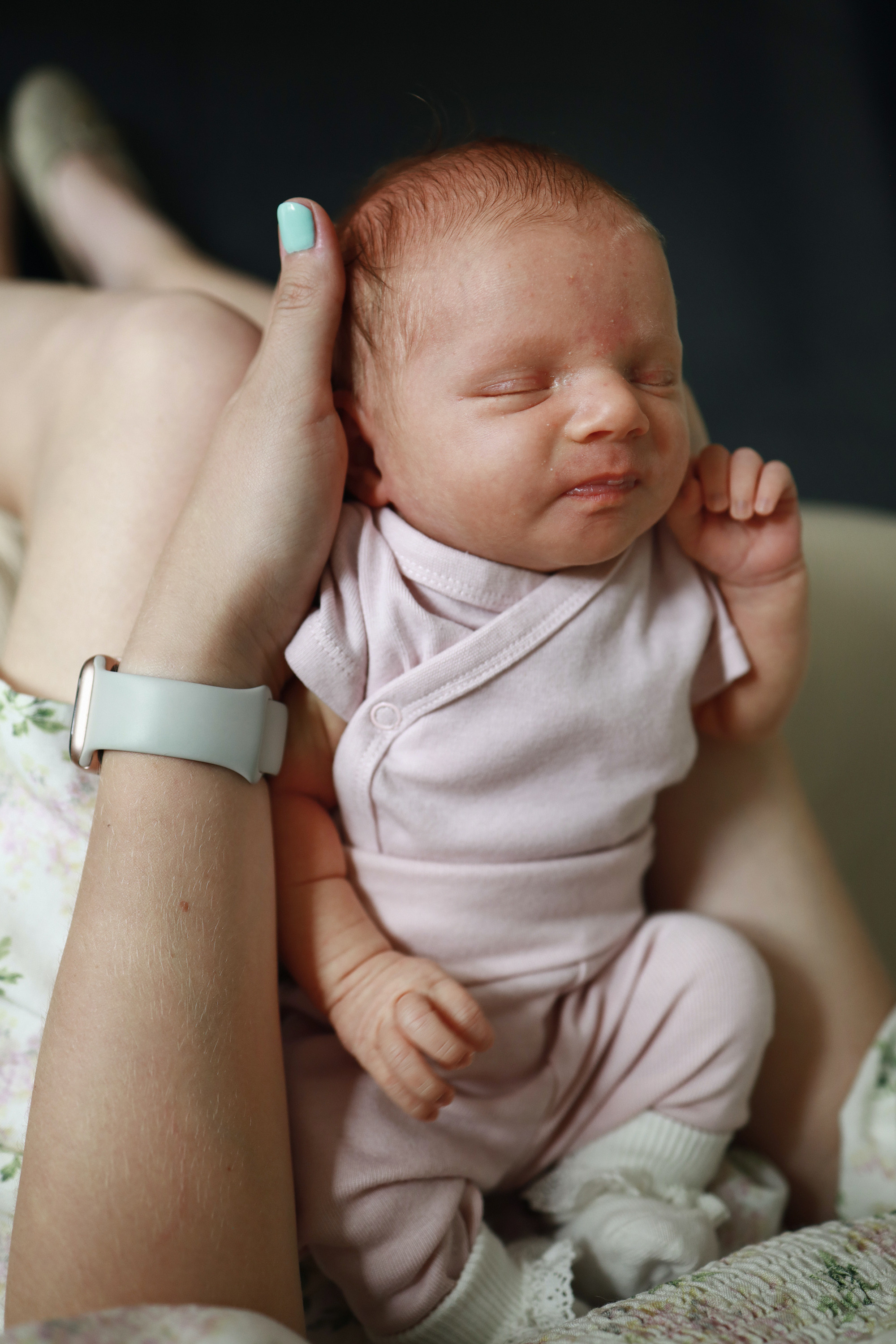 Emily 2 weeks old. Newborn and Family Photographer in Bromley, London, Liliya Potekhina