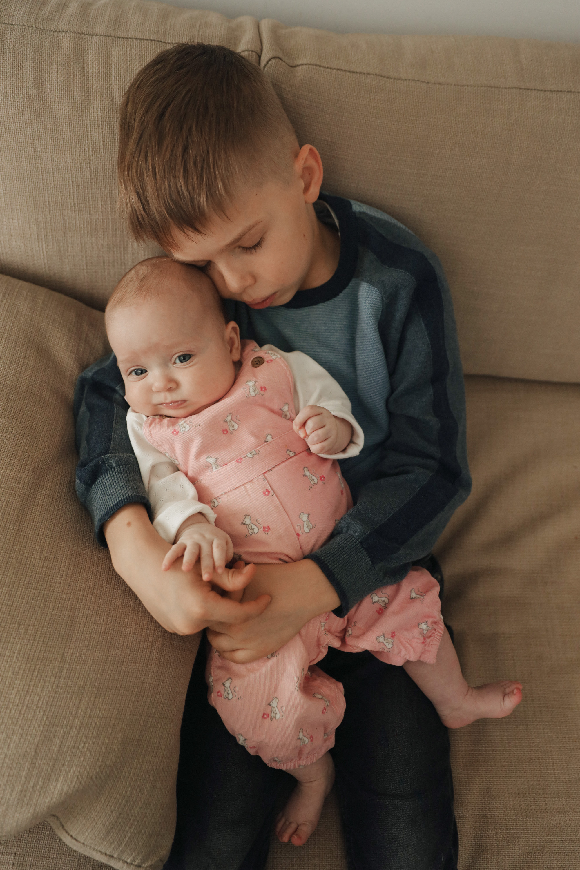 Olga&Roma’s family. Newborn and Family Photographer in Bromley, London, Liliya Potekhina