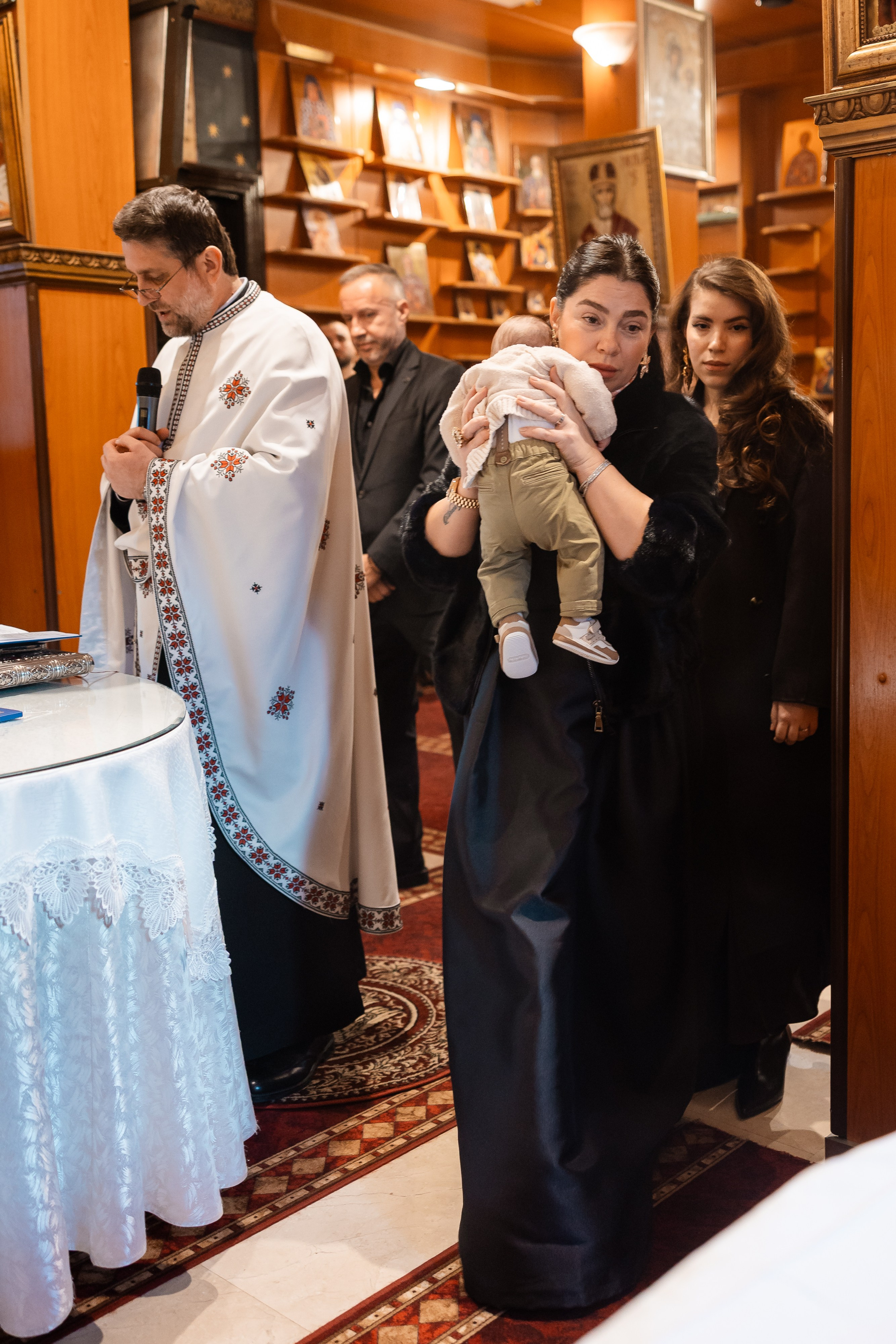 Aris Alexandru. Blink Photo — Fotografie & Videografie Nuntă