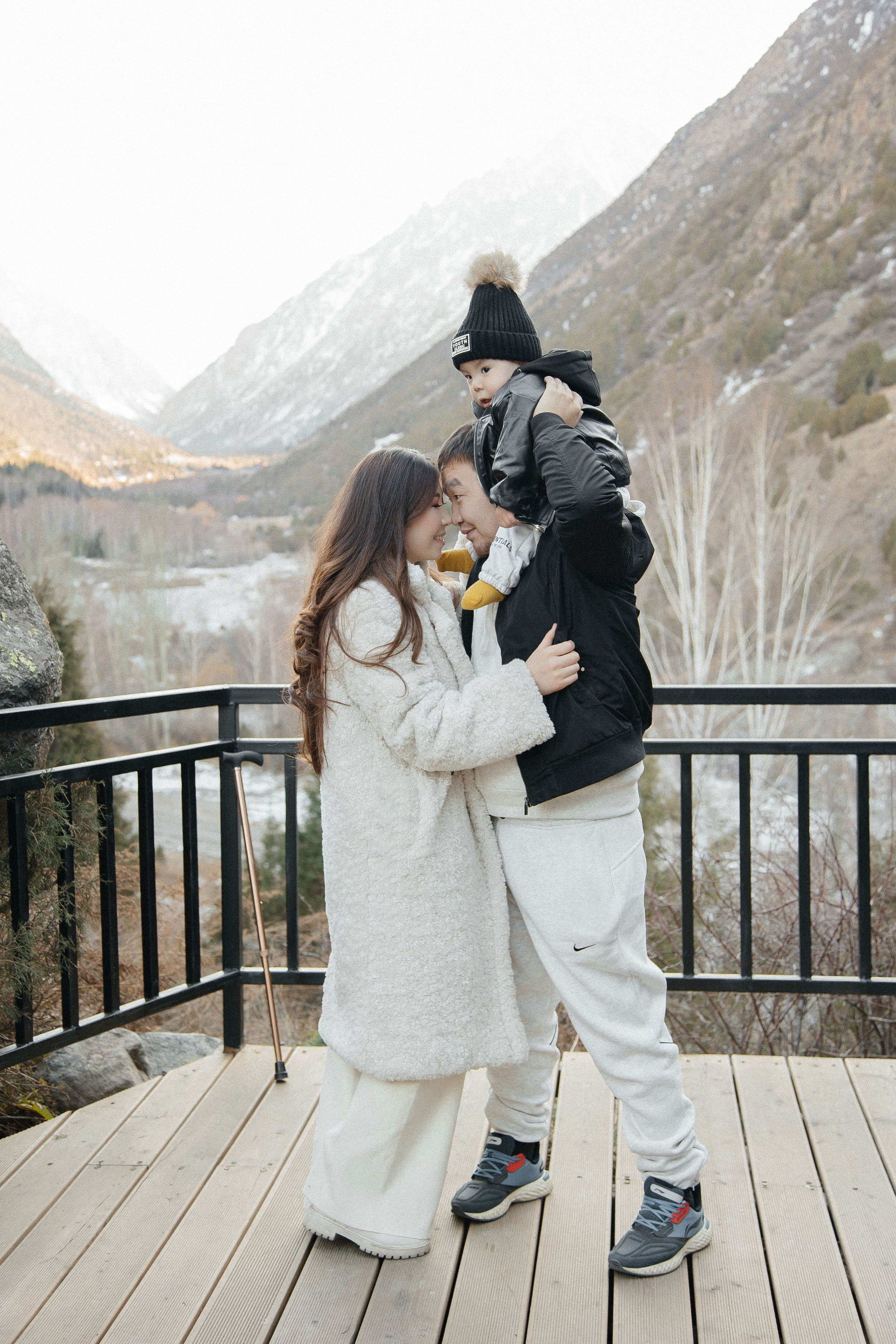 Asel family. Свадебный фотограф в Бишкеке