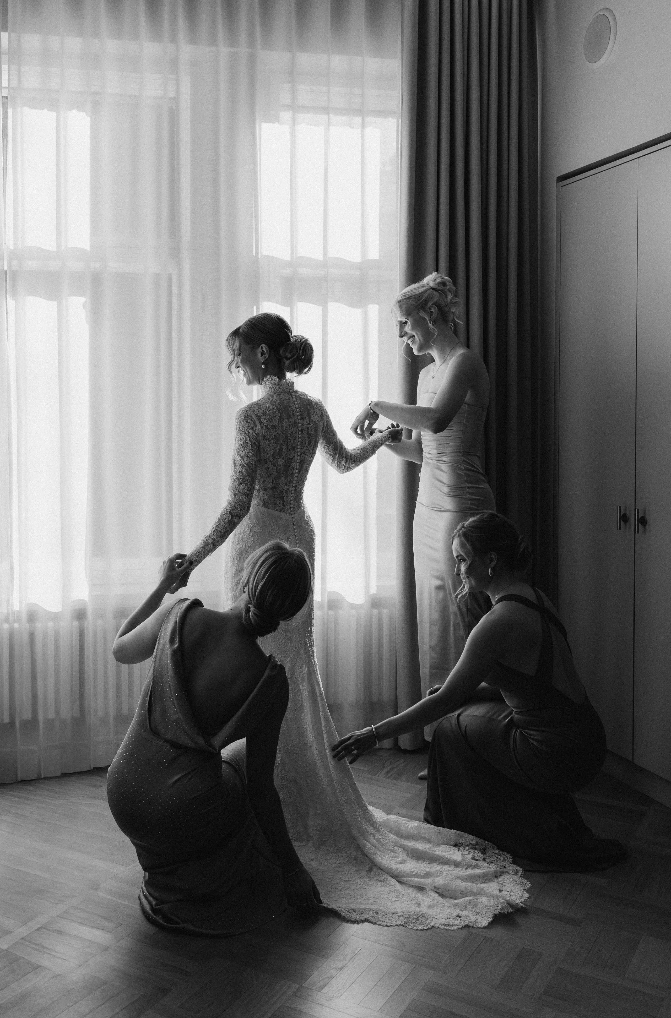 S&H. Victoria Olonen – Cinematic Portrait Artist | Helsinki & Europe