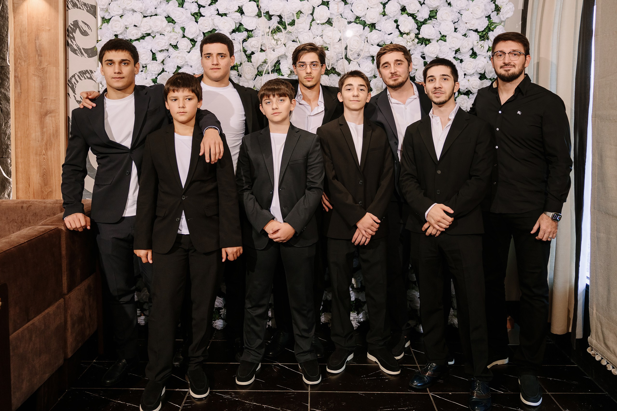 06.10.2024 Wedding Party. Wedding family event photographer in Chicago Nick Yushevich