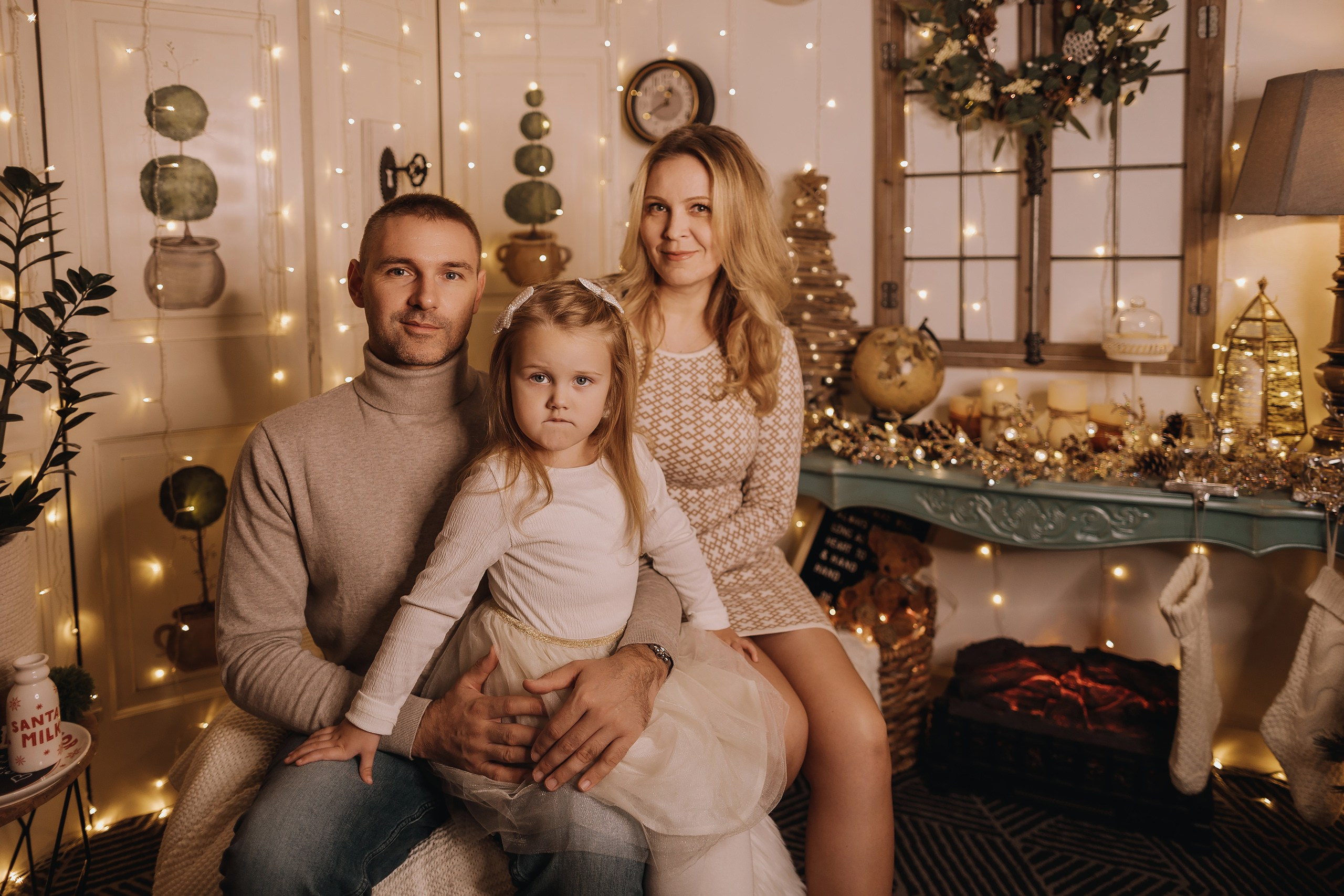 25.11.2023 Christmas Photoshoot. Wedding family event photographer in Chicago Nick Yushevich