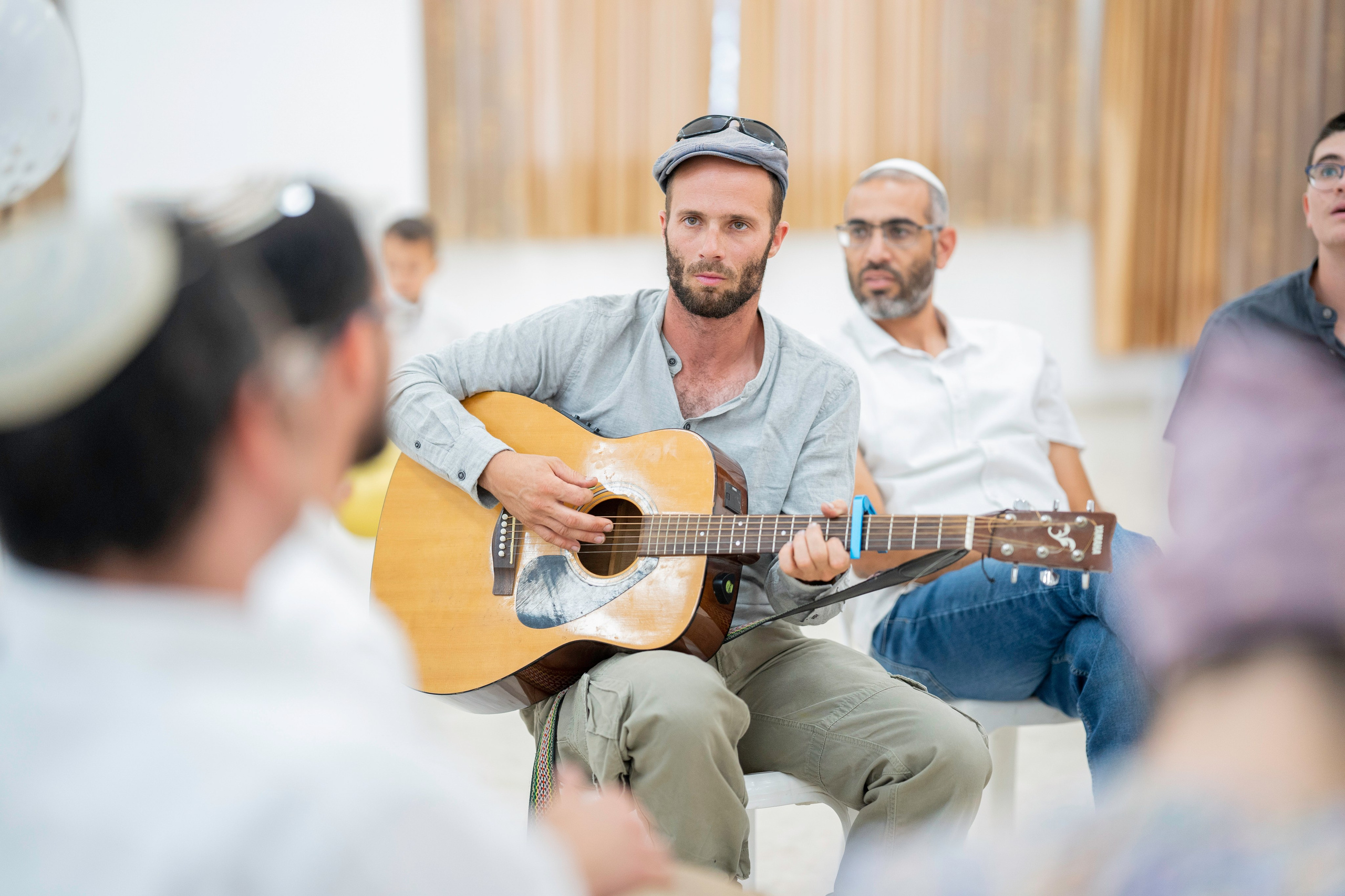 הברית של יוסף וחנה. יוסף מזרחי צילום חתונה, ברית וזוגיות. צלם מקצועי שאוהב להוציא אתכם הכי יפים ברגעים הכי מרגשים