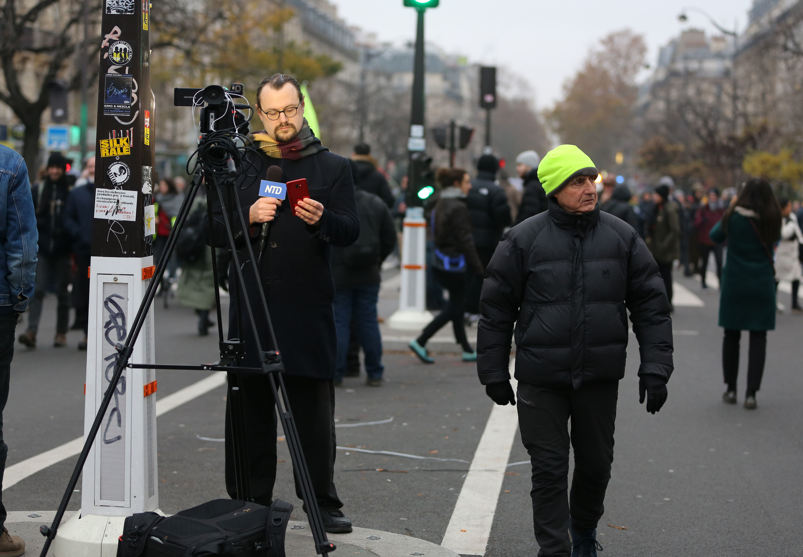 Manifestations contre la loi de la « sécurité globale ». Natalia Bogdanovska. Films et photographie corporate en France