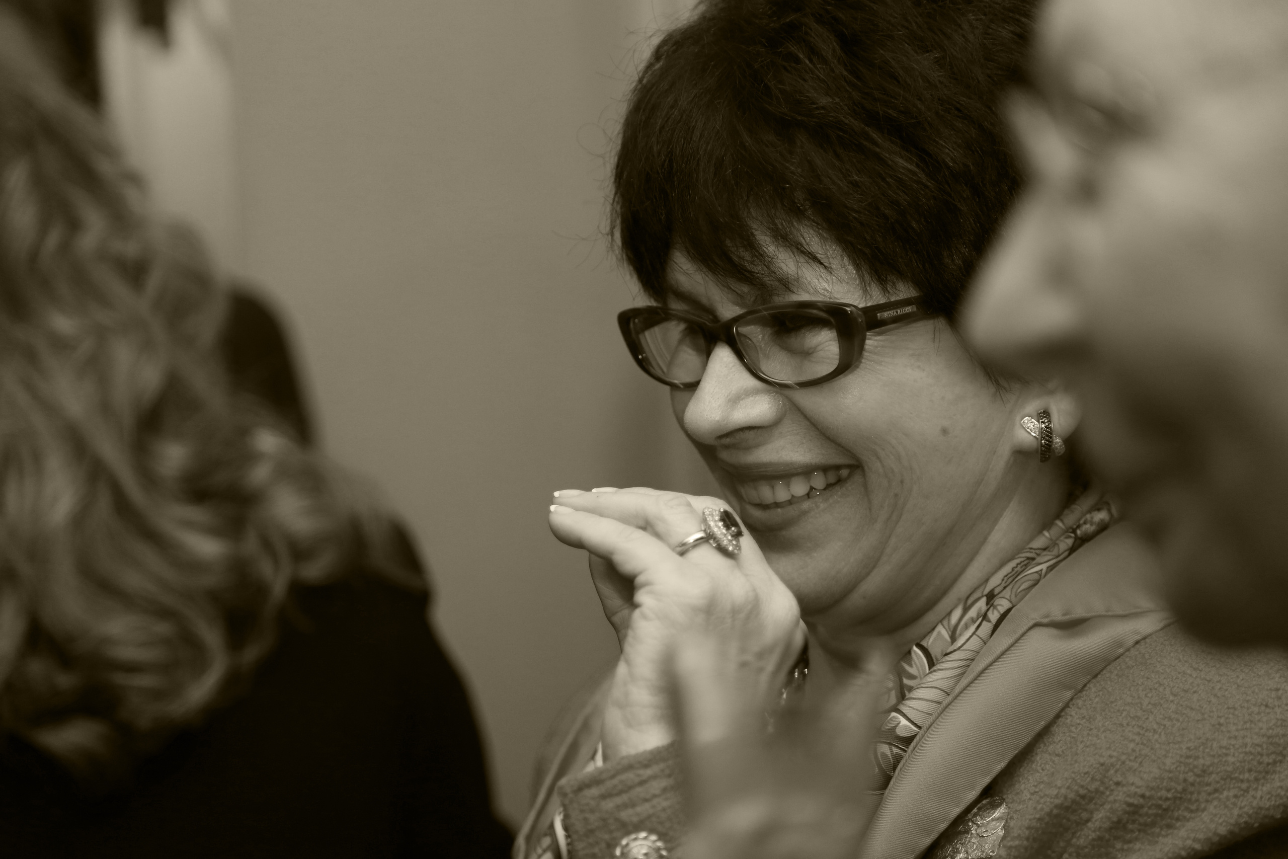 PETROSSIAN ENTREPRISE. Natalia Bogdanovska. Films et photographie corporate en France