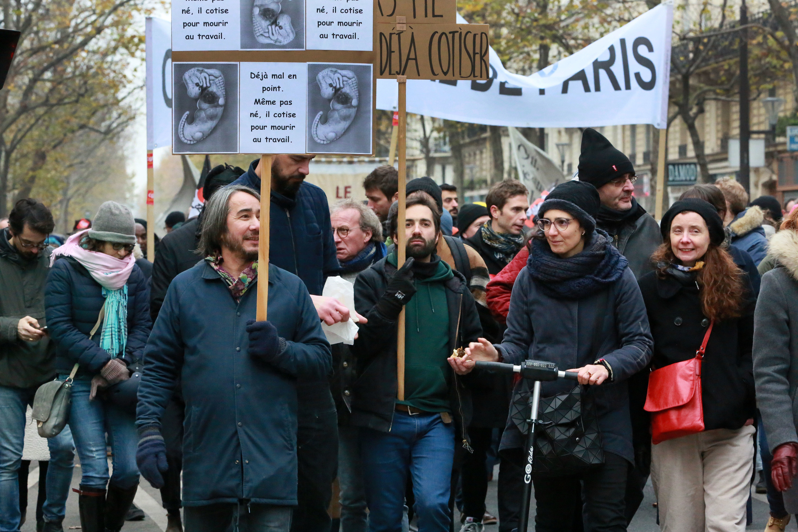 Manifestations contre la loi de la « sécurité globale ». Natalia Bogdanovska. Films et photographie corporate en France