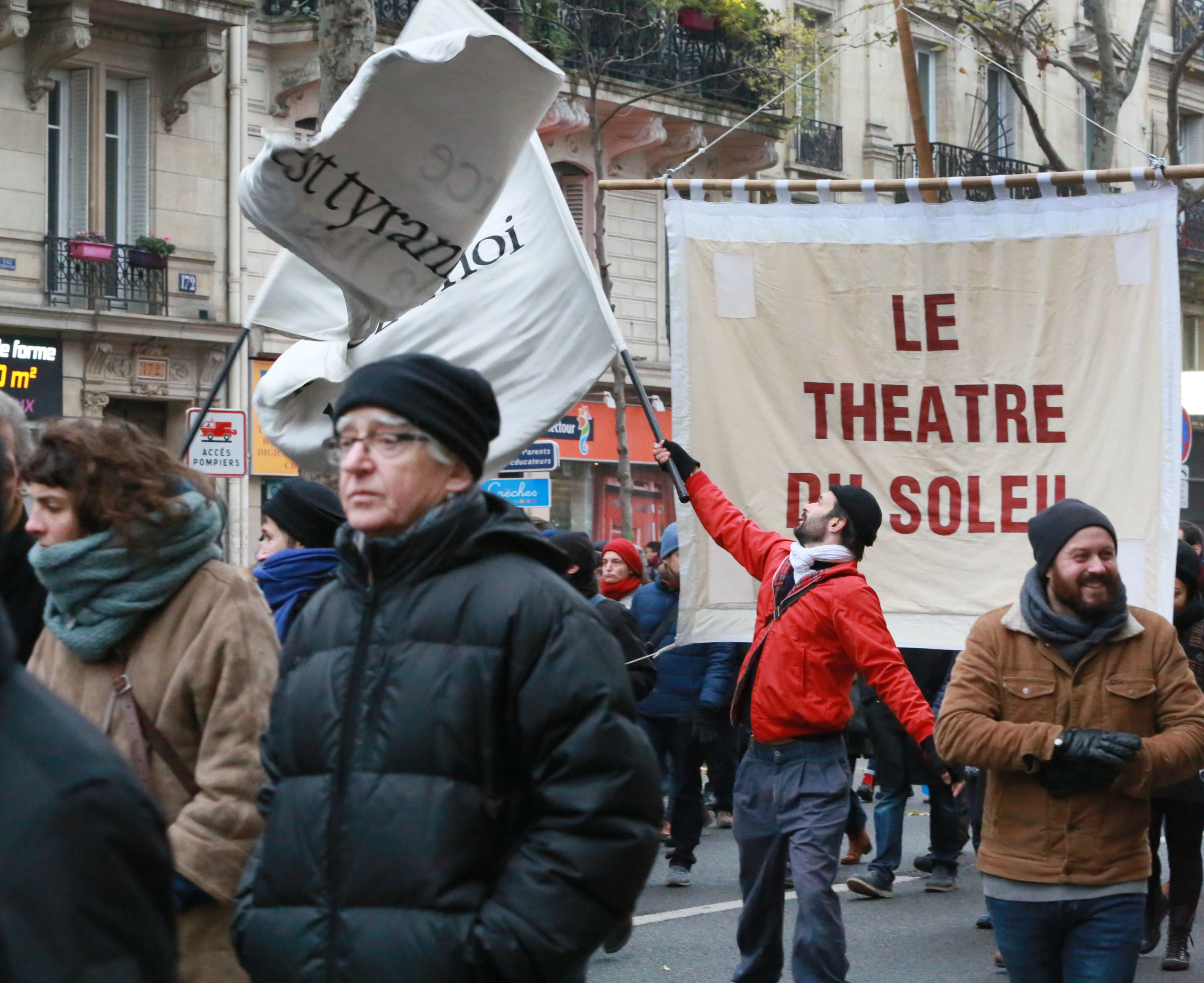 Manifestations contre la loi de la « sécurité globale ». Natalia Bogdanovska. Films et photographie corporate en France