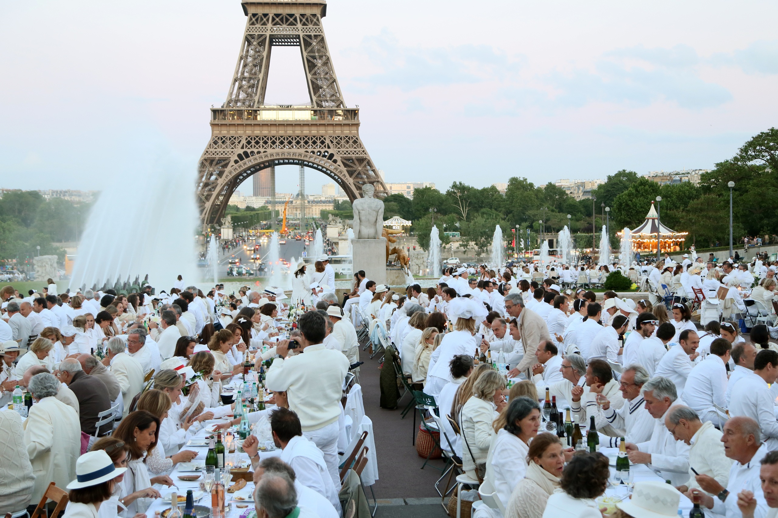 Dîner en blanc