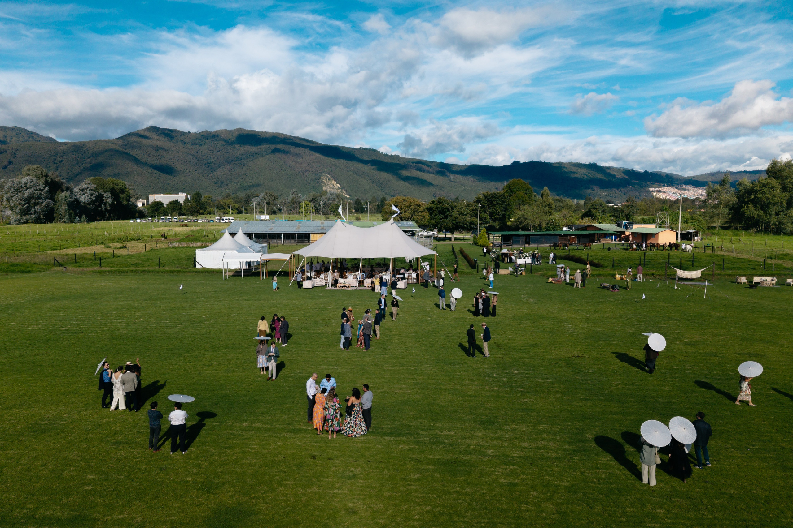 Ana & Sam. UNTERCIO BODAS