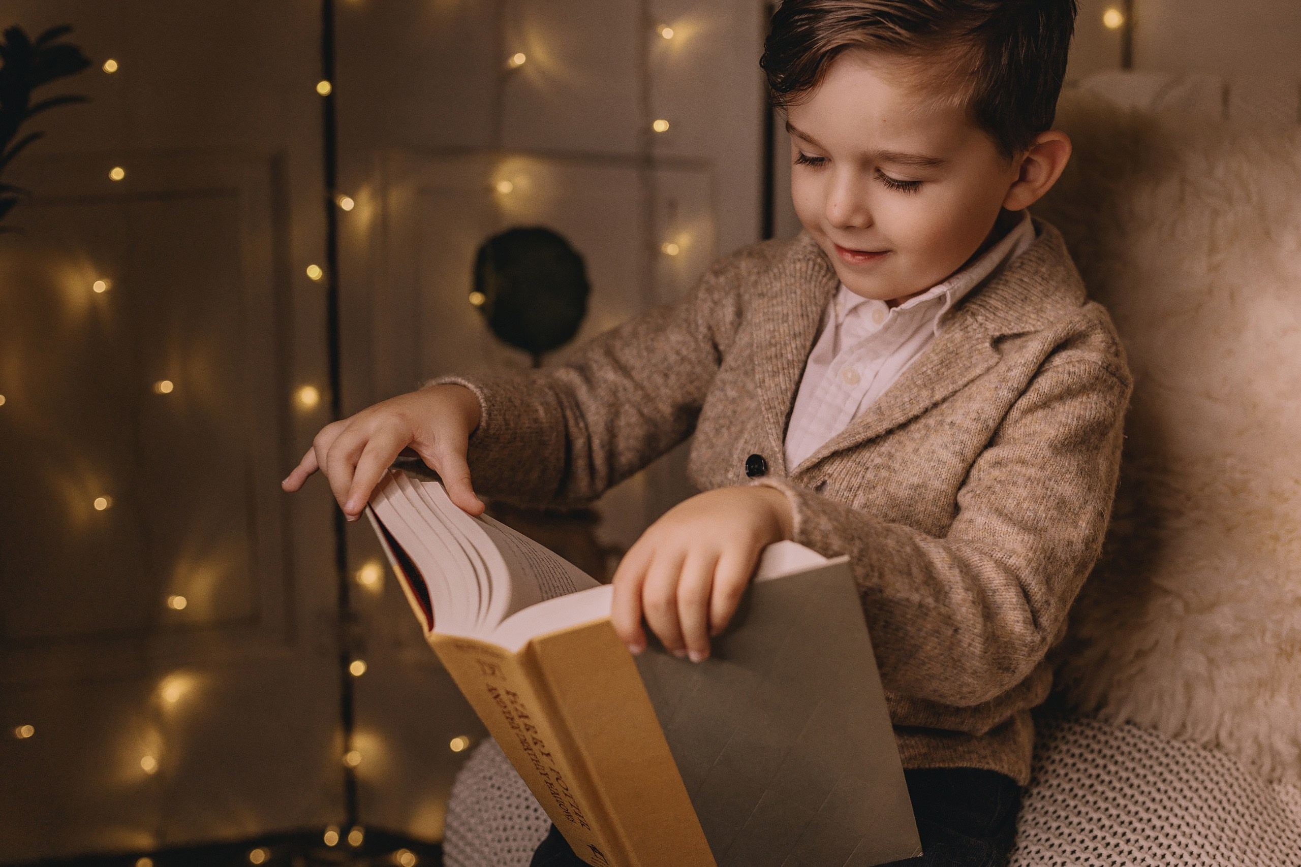 11.16.2025 Christmas Photoshoot. Wedding family event photographer in Chicago Nick Yushevich