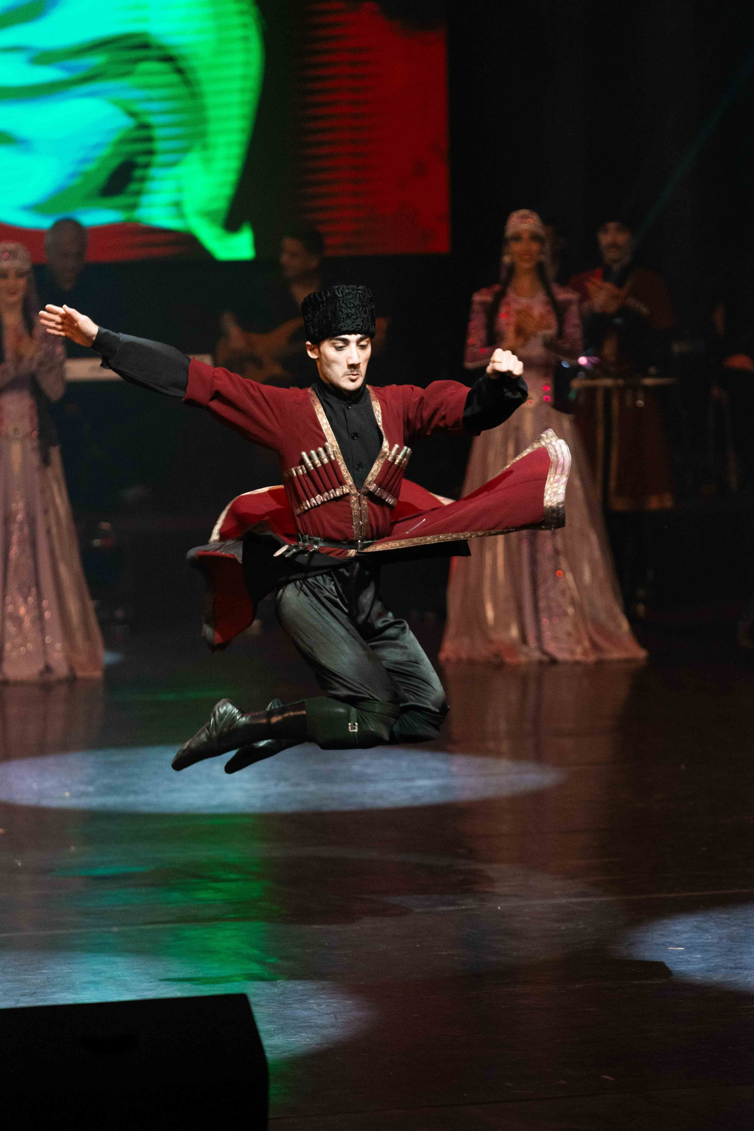 STATE DANCE ENSEMBLE. Wedding&Event photographer Ismail Rzayev in Baku