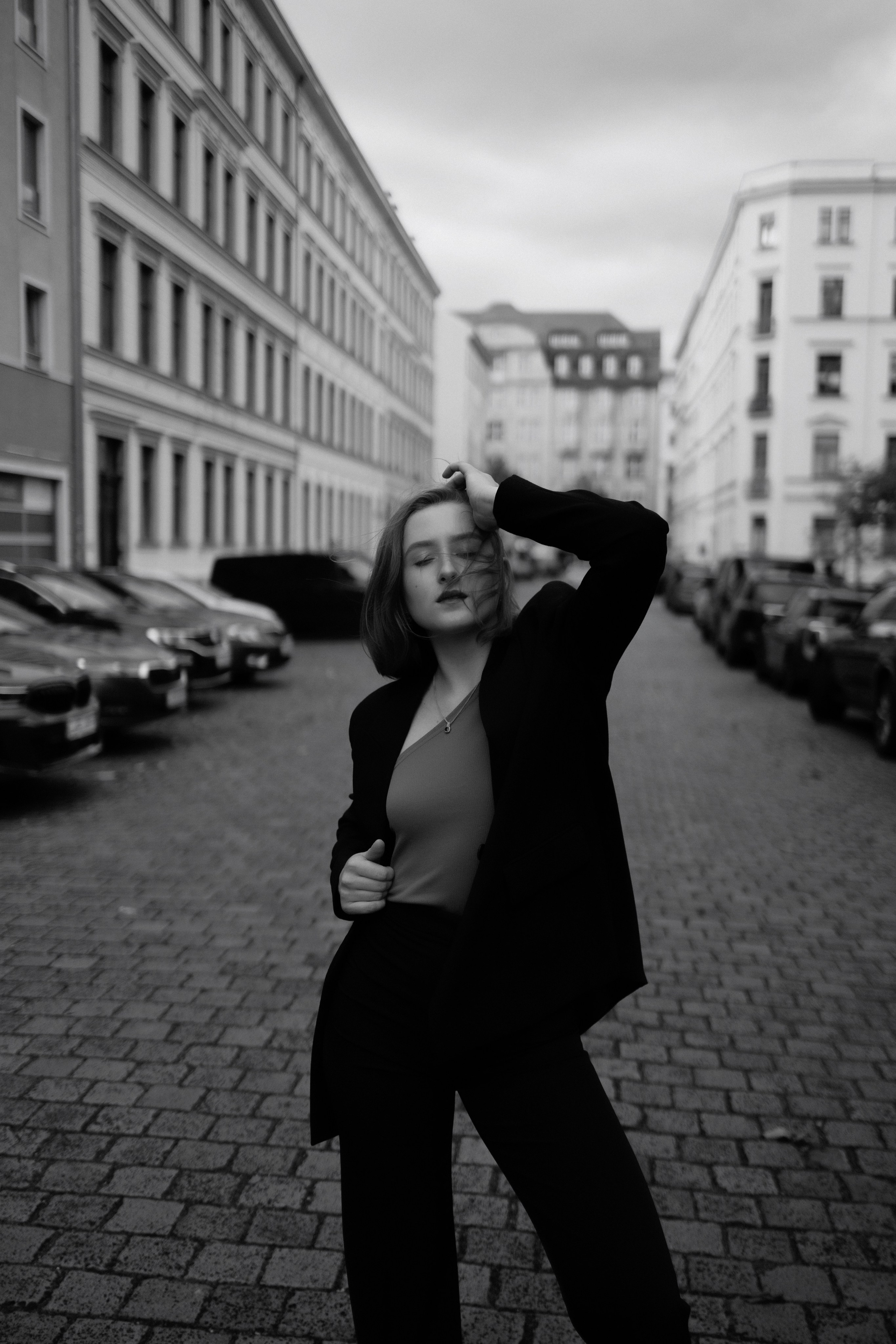 Timeless Grace — Black & White Portraits in the City. Elegant, Cinematic, Authentic. Kristina Kozheltsova- Soulful Portrait&Lifestyle&Love Story Photographer in Leipzig, Germany