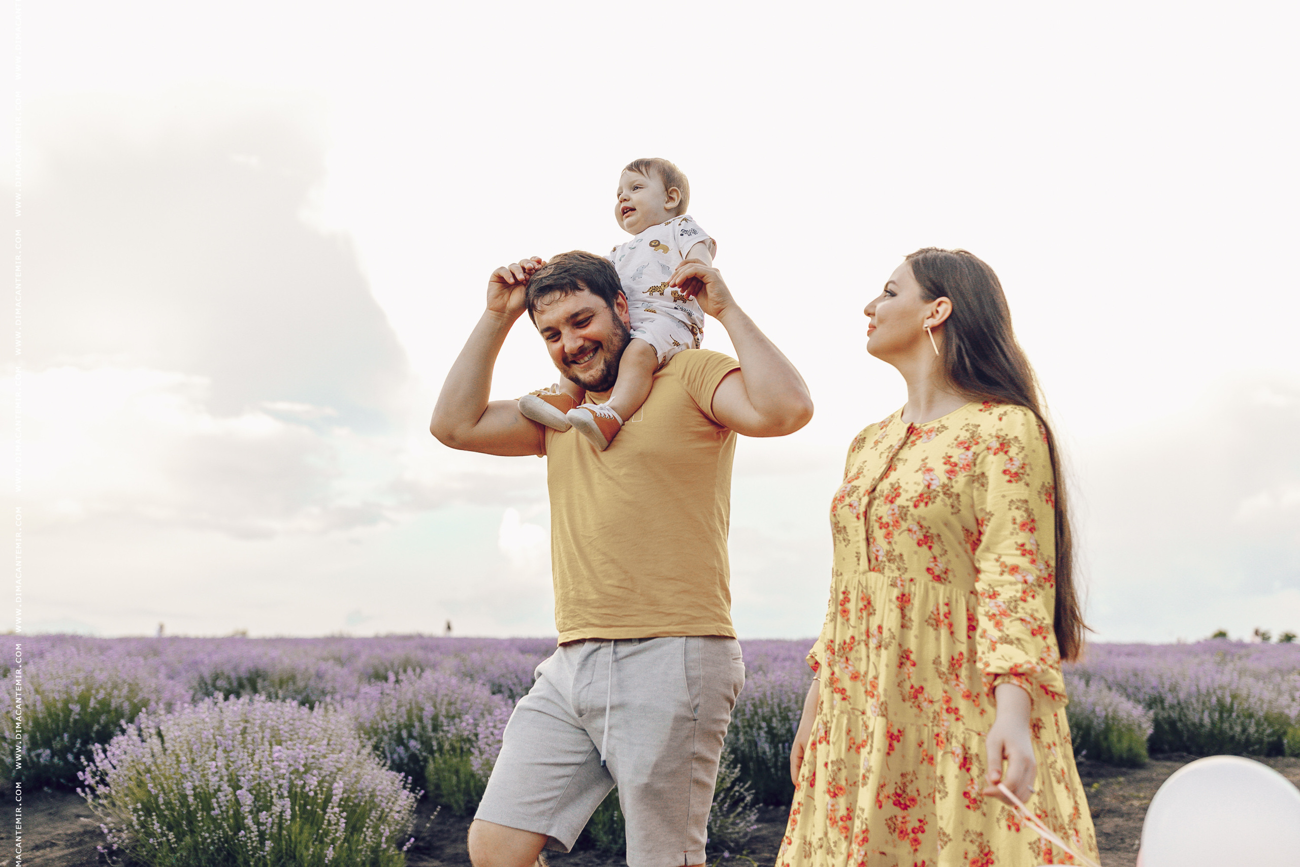 Emir / cîmp de levănțică. Fotograf de nuntă în Chisinau, Moldova. Poze și Video Comerciale