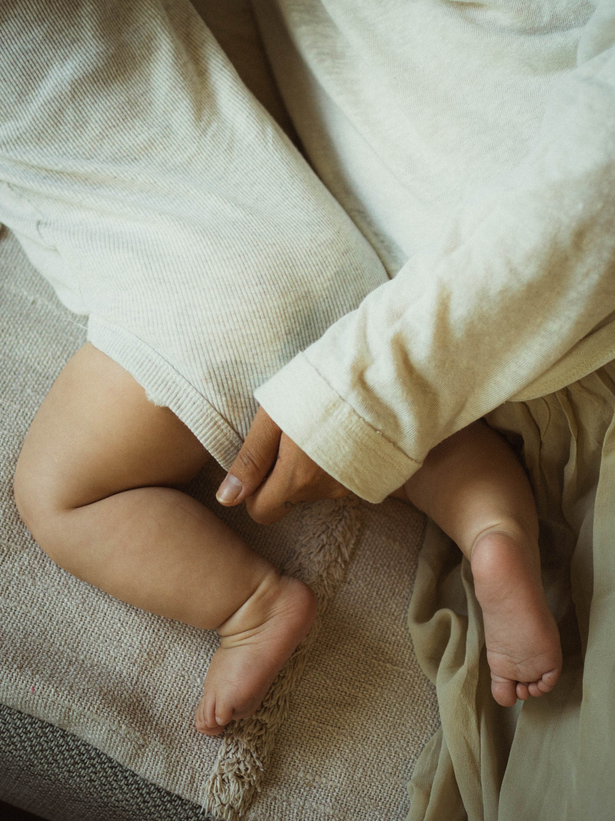 Lifestyle Newborn. Portrait Lifestyle Photographer in Munich — Polina Cherkasova