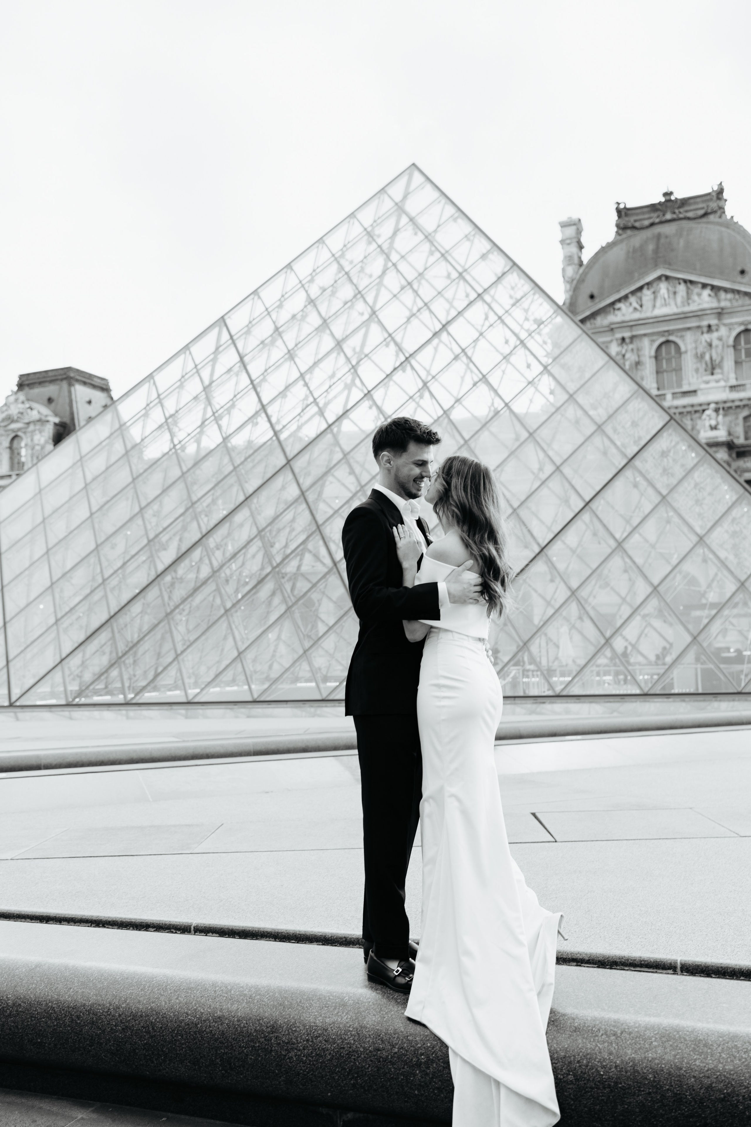 PORTFOLIO. Wedding Photographer Editorial Storytelling Cluj, Romania & Europe|Lore Photography