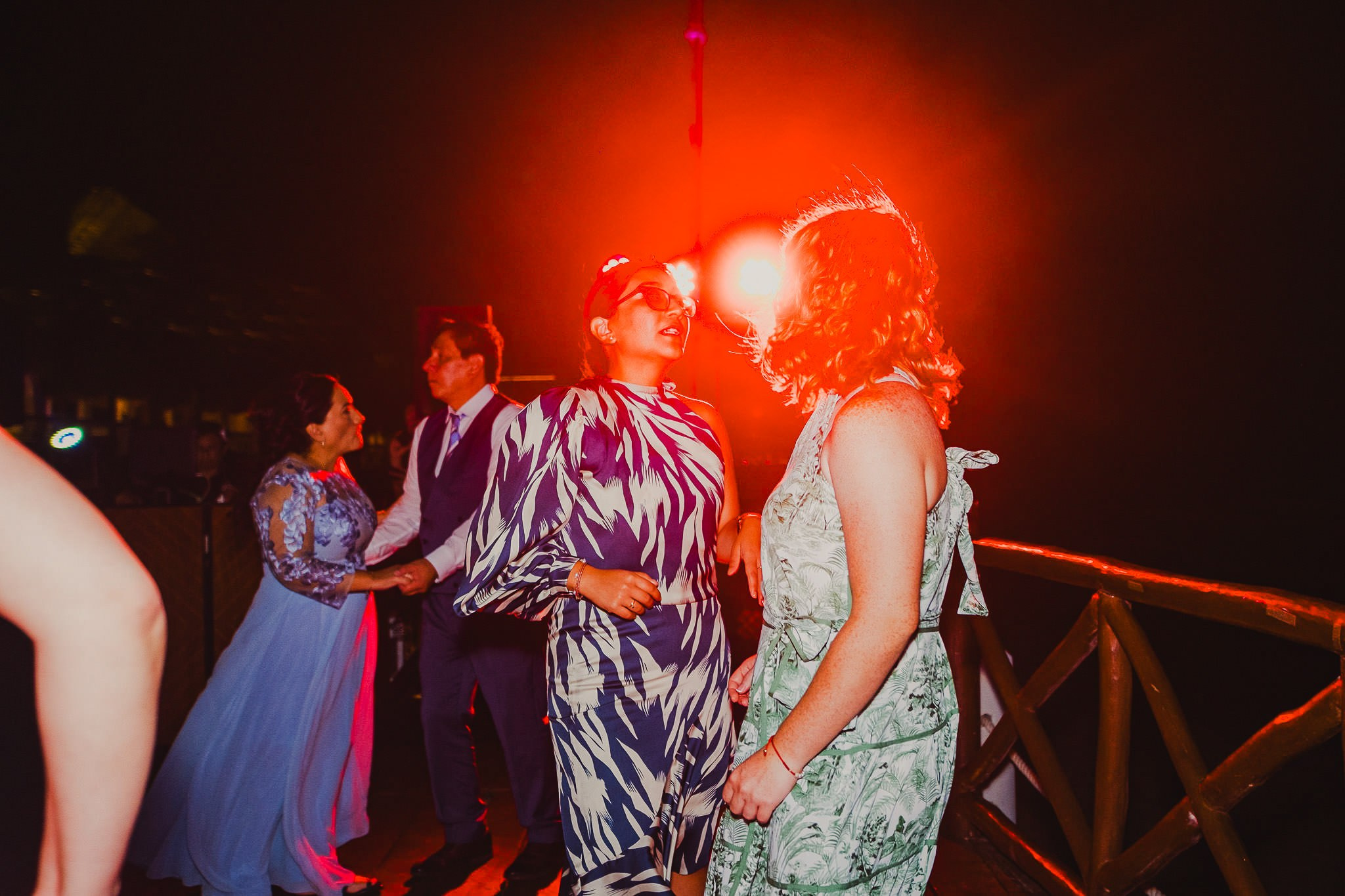 Jess & Juan / Cancun. Wedding and family photographer in Mexico City