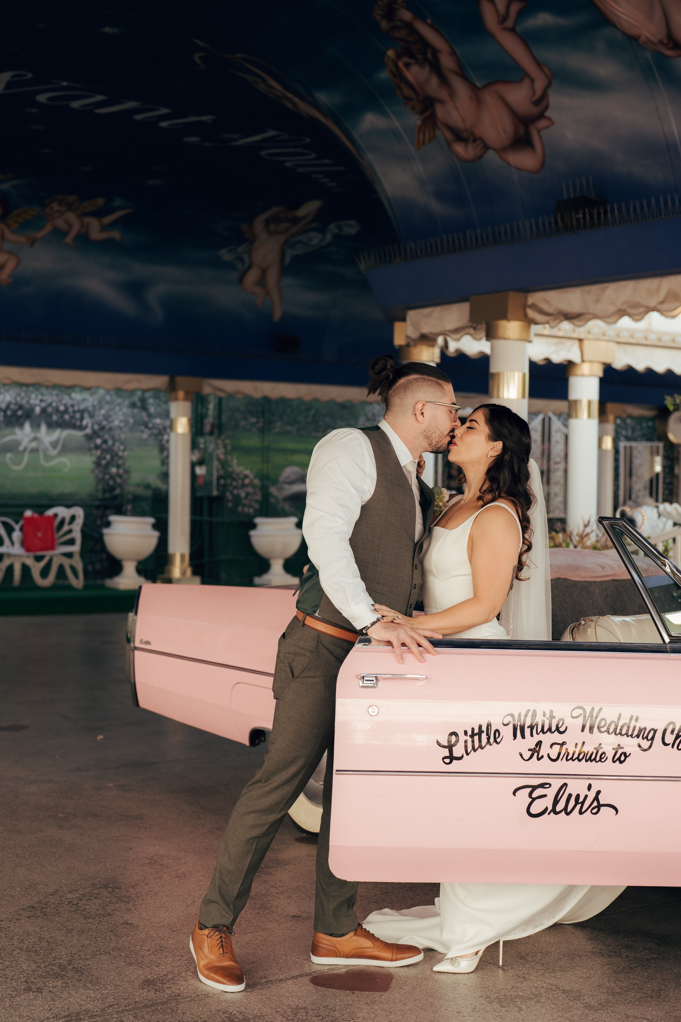 Evan&Jessica. Wedding & elopement photographer Viktoriya Kravtsov. Las Vegas