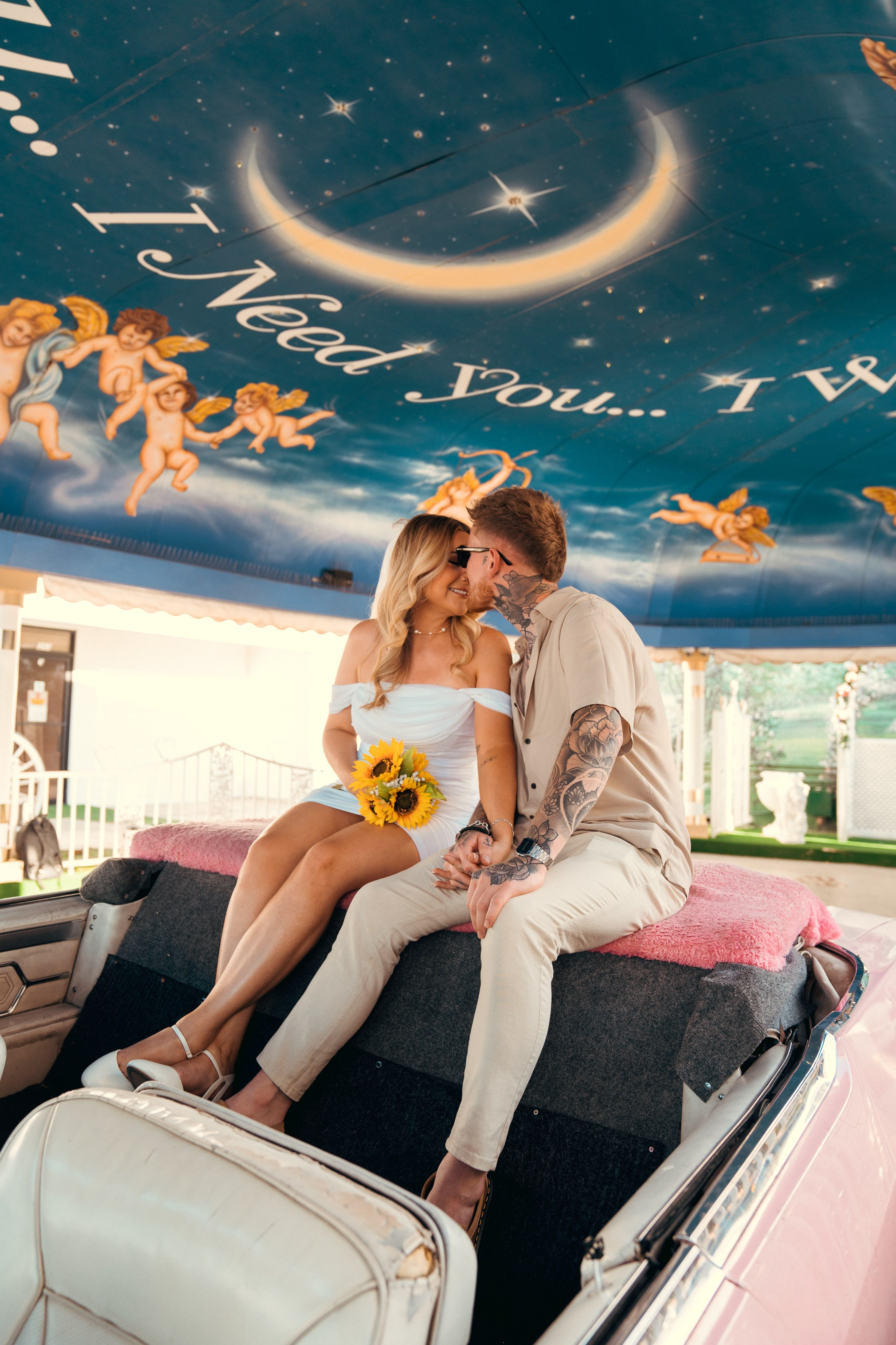 Nia& Joe. Wedding & elopement photographer Viktoriya Kravtsov. Las Vegas