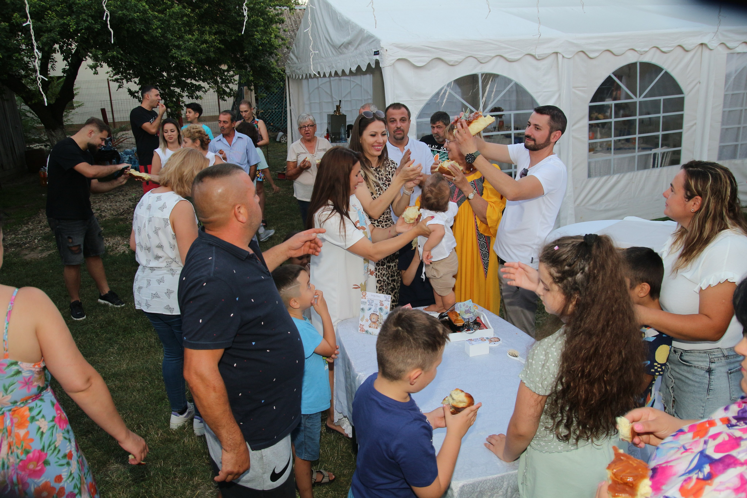 BYZO MEDIA. PETRU BYZO - family and children photographer in ROMANIA