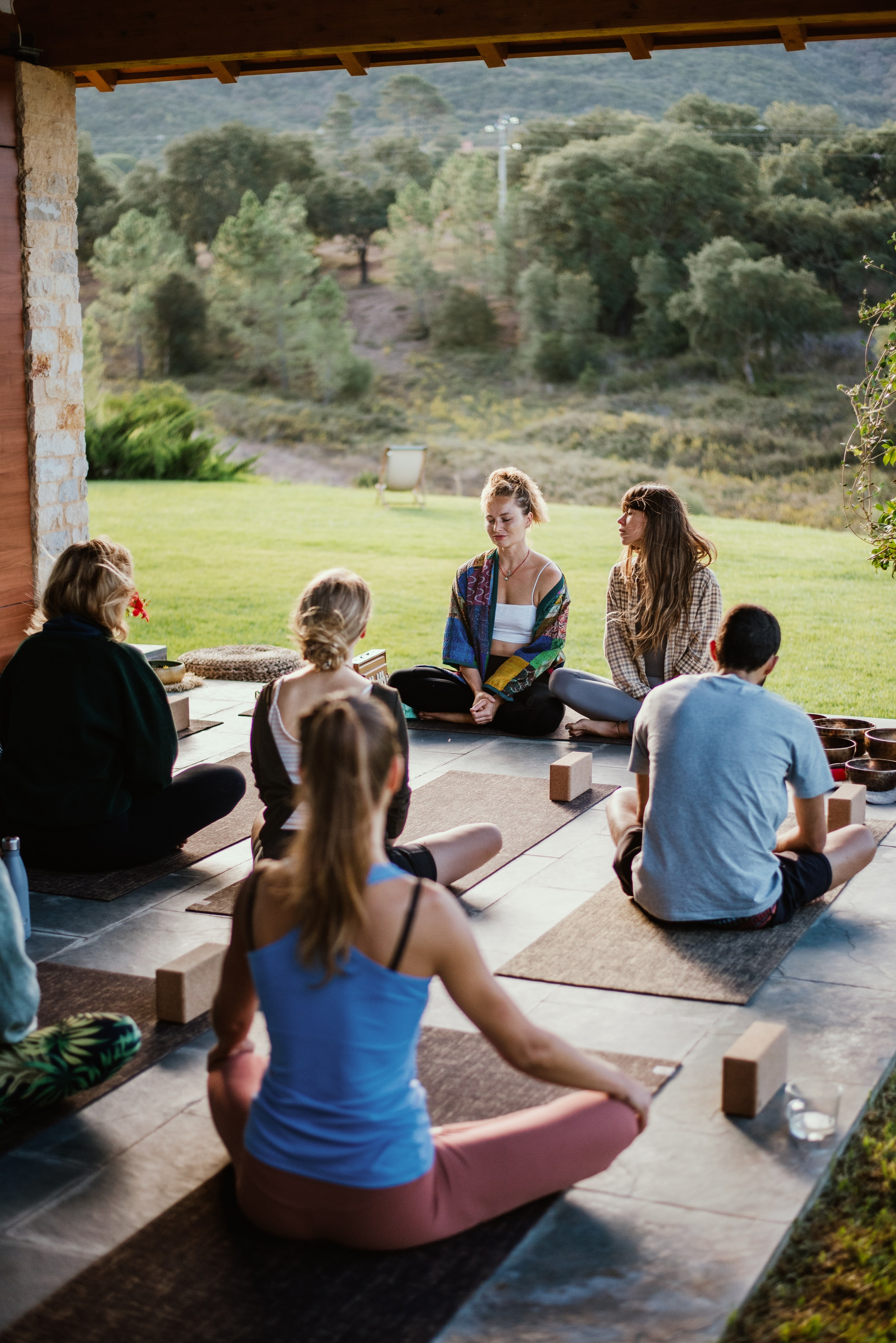 YOGA RETREAT PORTUGAL. Lifestyle, wedding and family photographer