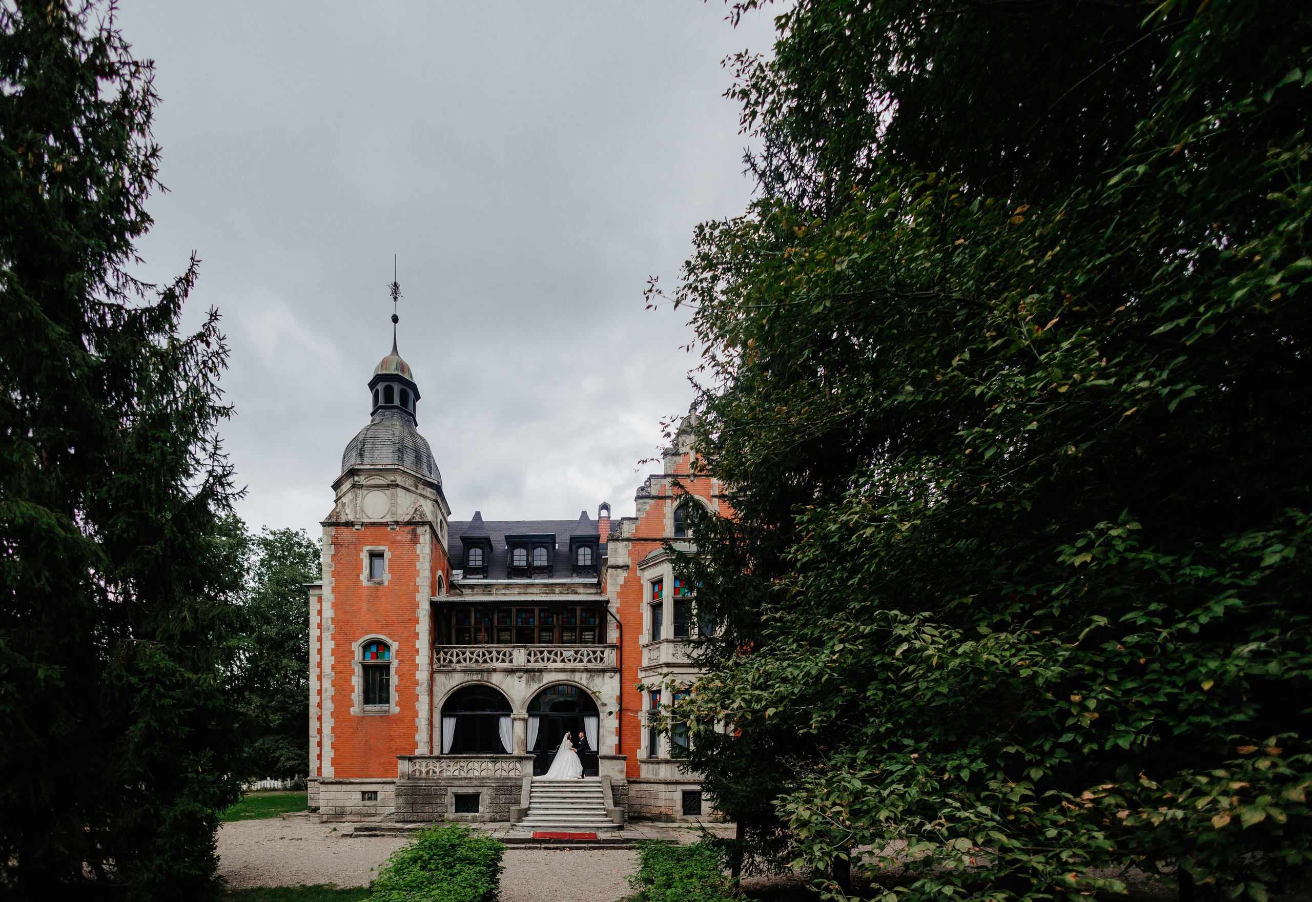 O&M. George Laslău Fotograf