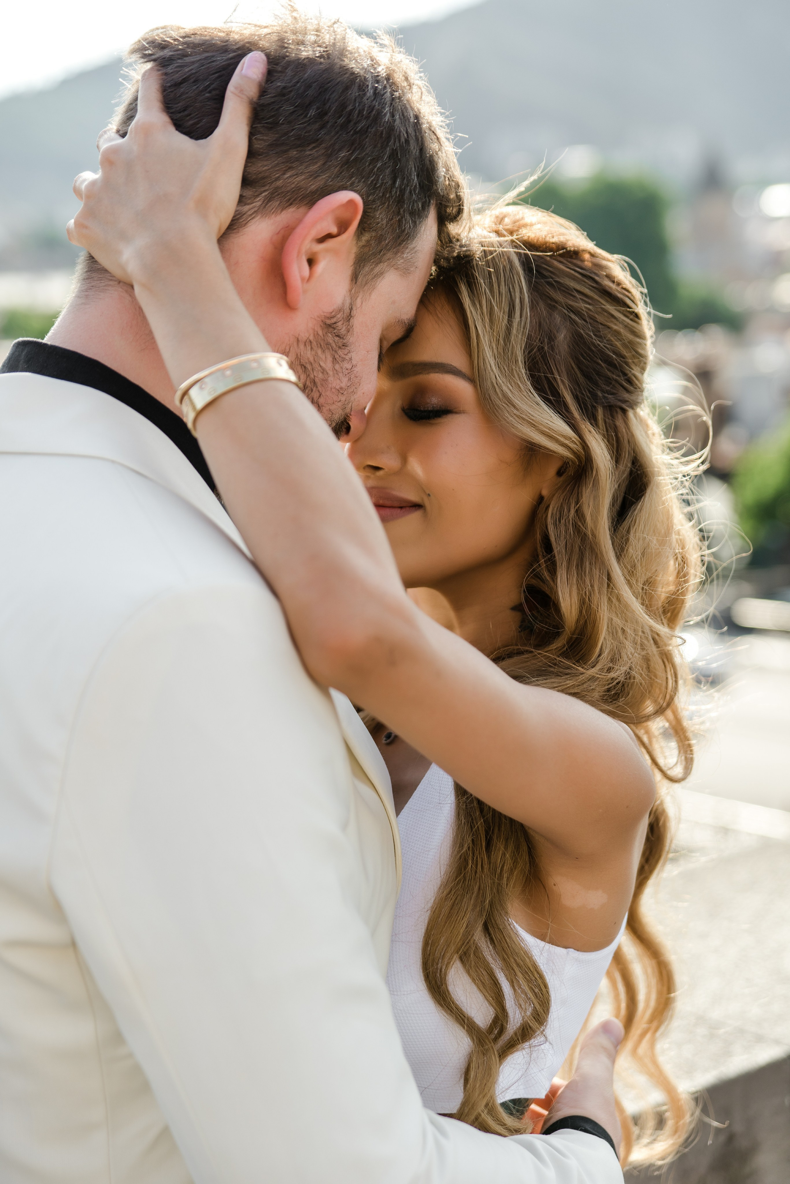 Wedding Photographer for Philippines Couples in Georgia. Destination Wedding Photographers in Georgia, Armenia. Maks Kovalenko and Lara Tatosyan. Wedding videographer