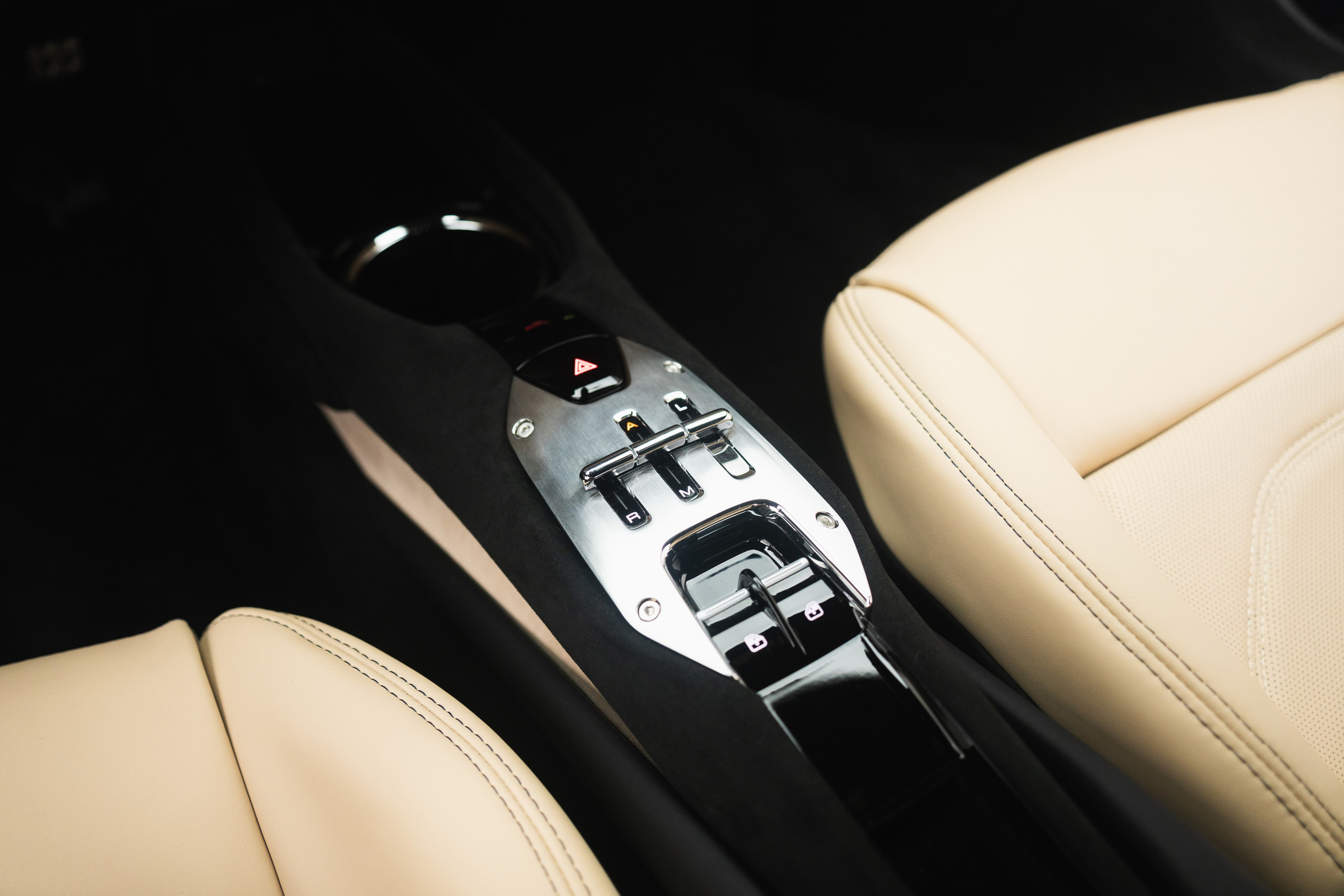 FERRARI 296GTB. LOHA VISUALS — AUTOMOTIVE PHOTOGRAPHY