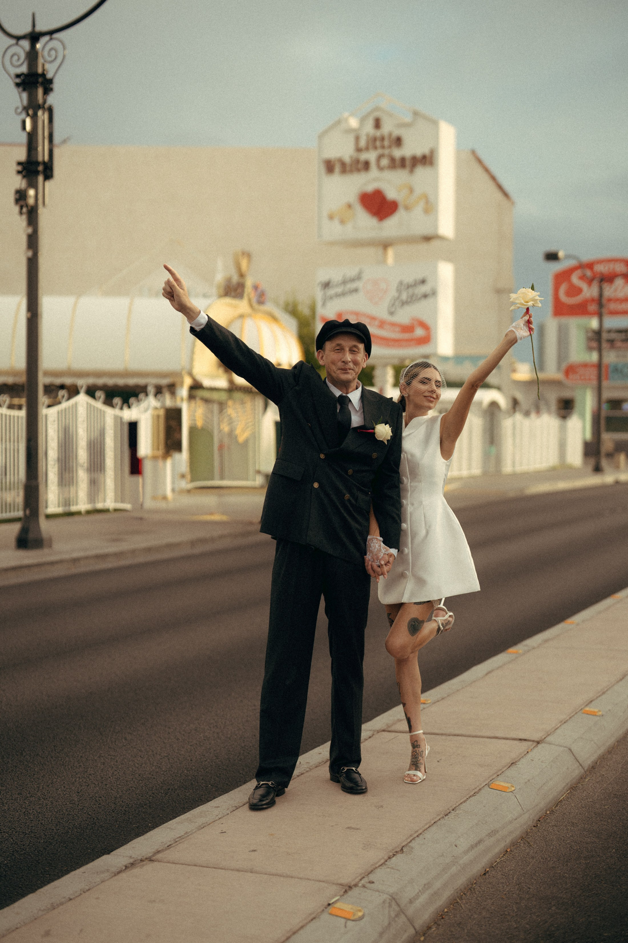 TANA&PAUL. Wedding & elopement photographer Viktoriya Kravtsov. Las Vegas