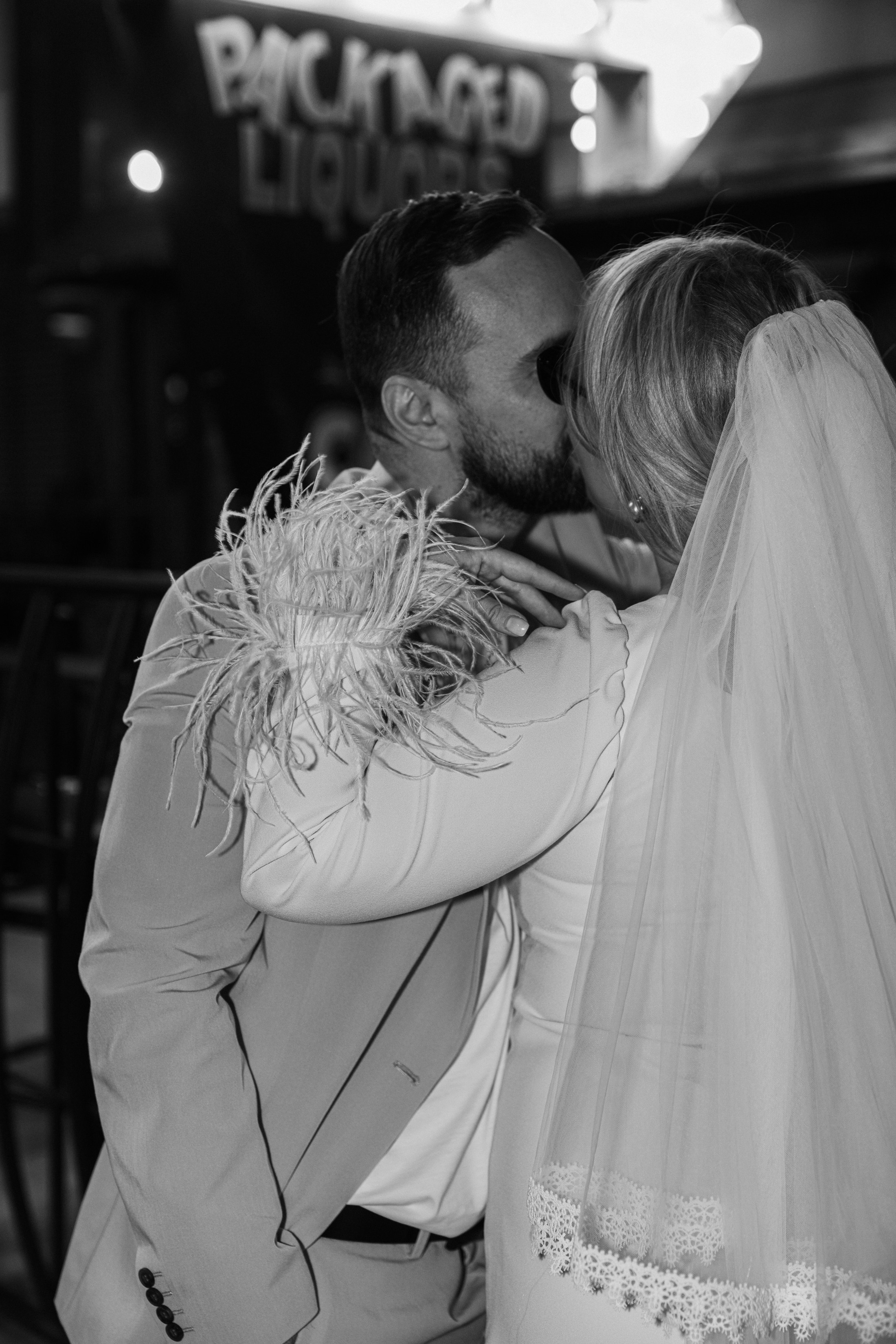 Justyna&Karol. Wedding & elopement photographer Viktoriya Kravtsov. Las Vegas