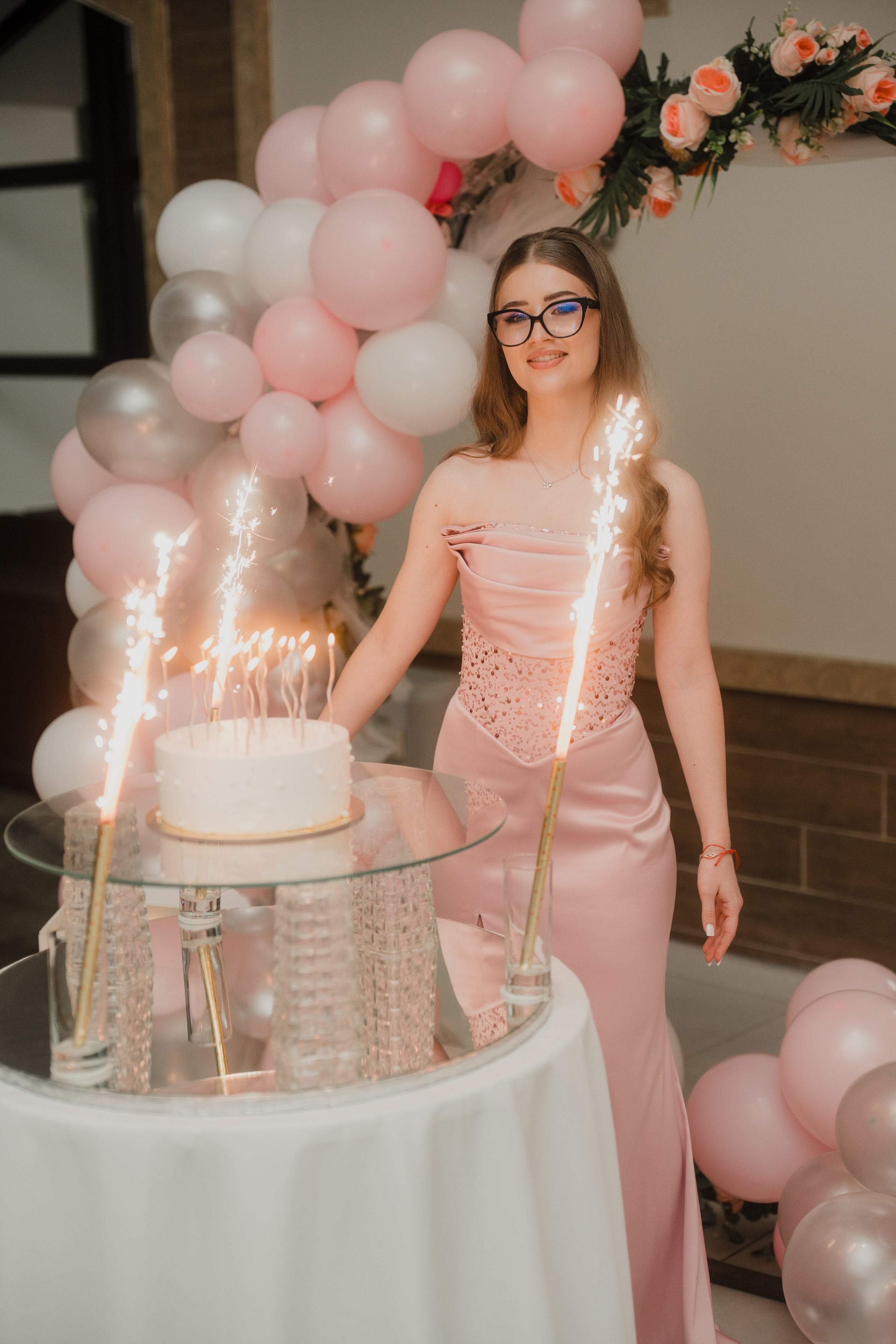 Oana. Visuals of Theodor — Wedding Photographer